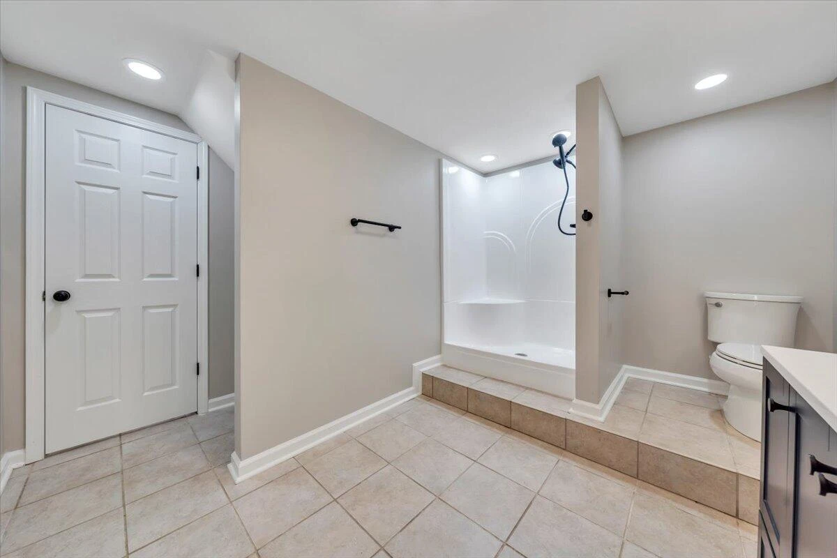 3036 Parham DR - Photo 21