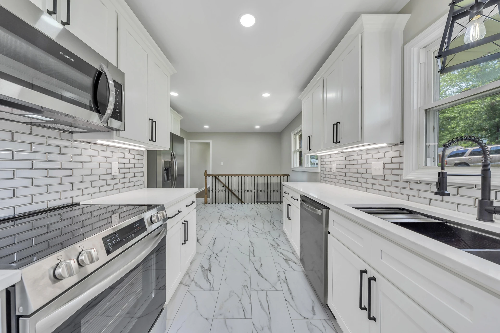 3036 Parham DR - Photo 11