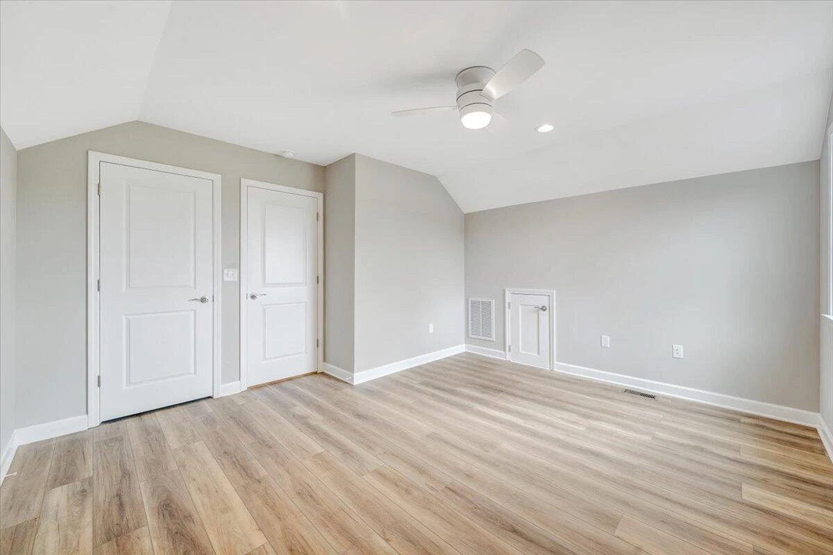 1544 Burnt Chimney RD - Photo 19