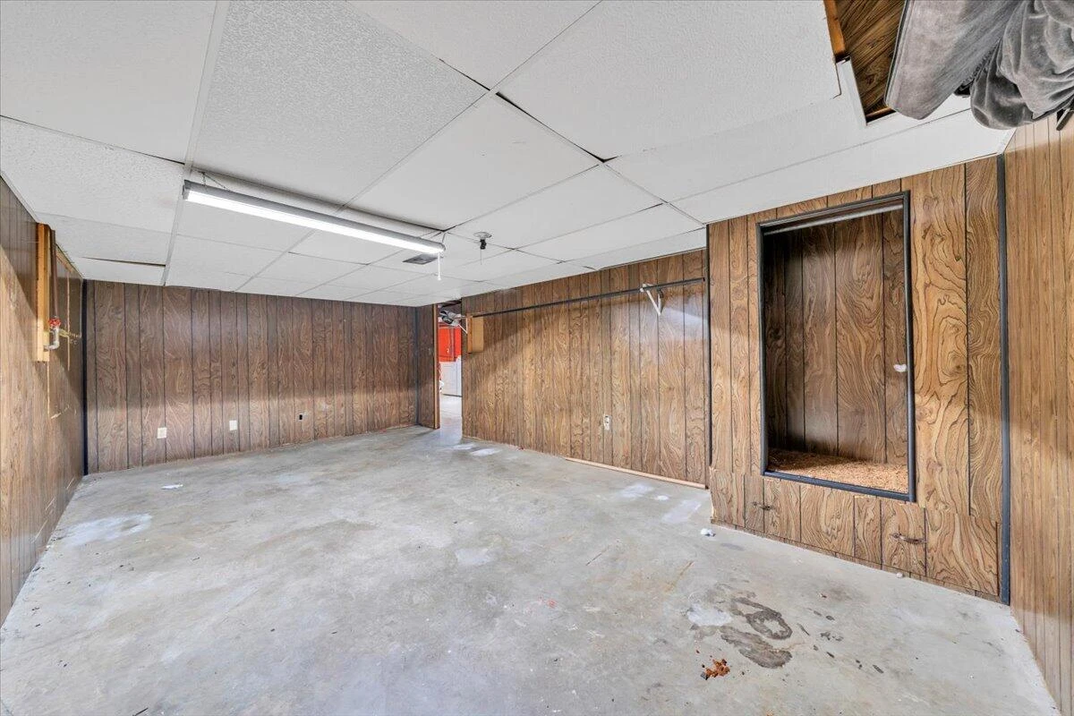 202 FRONTIER RD NE - Photo 30