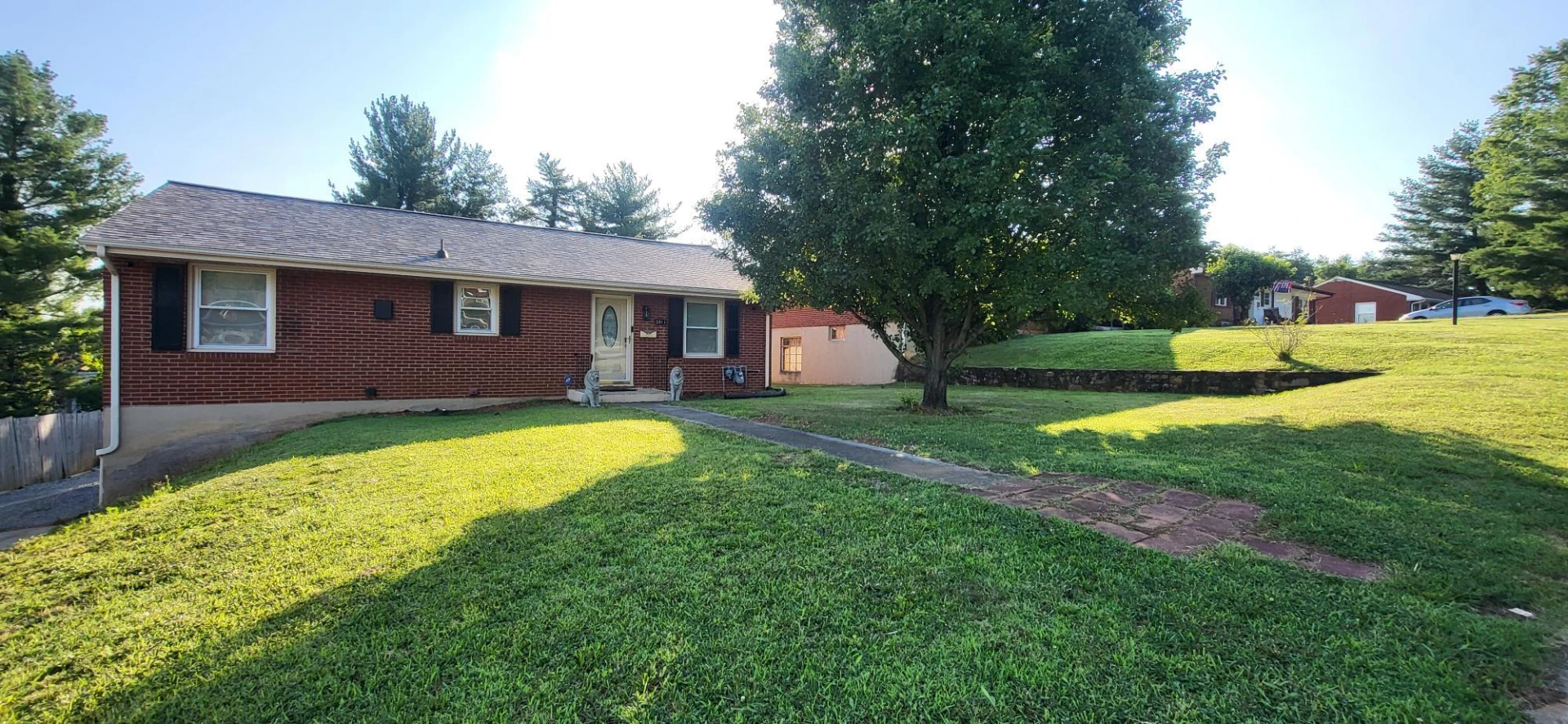 3011 Ferncliff AVE NW - Photo 2