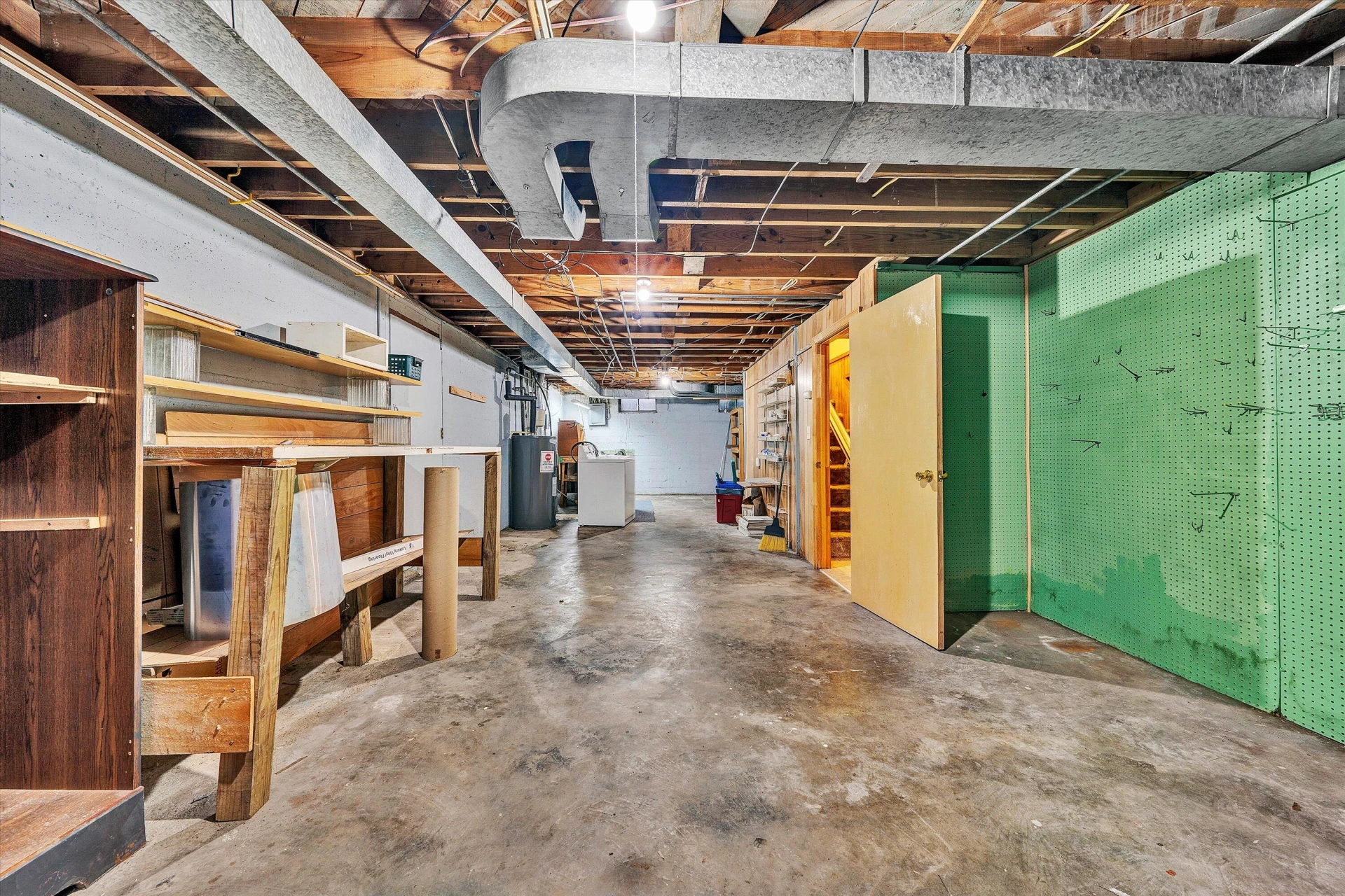 2401 Maiden LN SW - Photo 27
