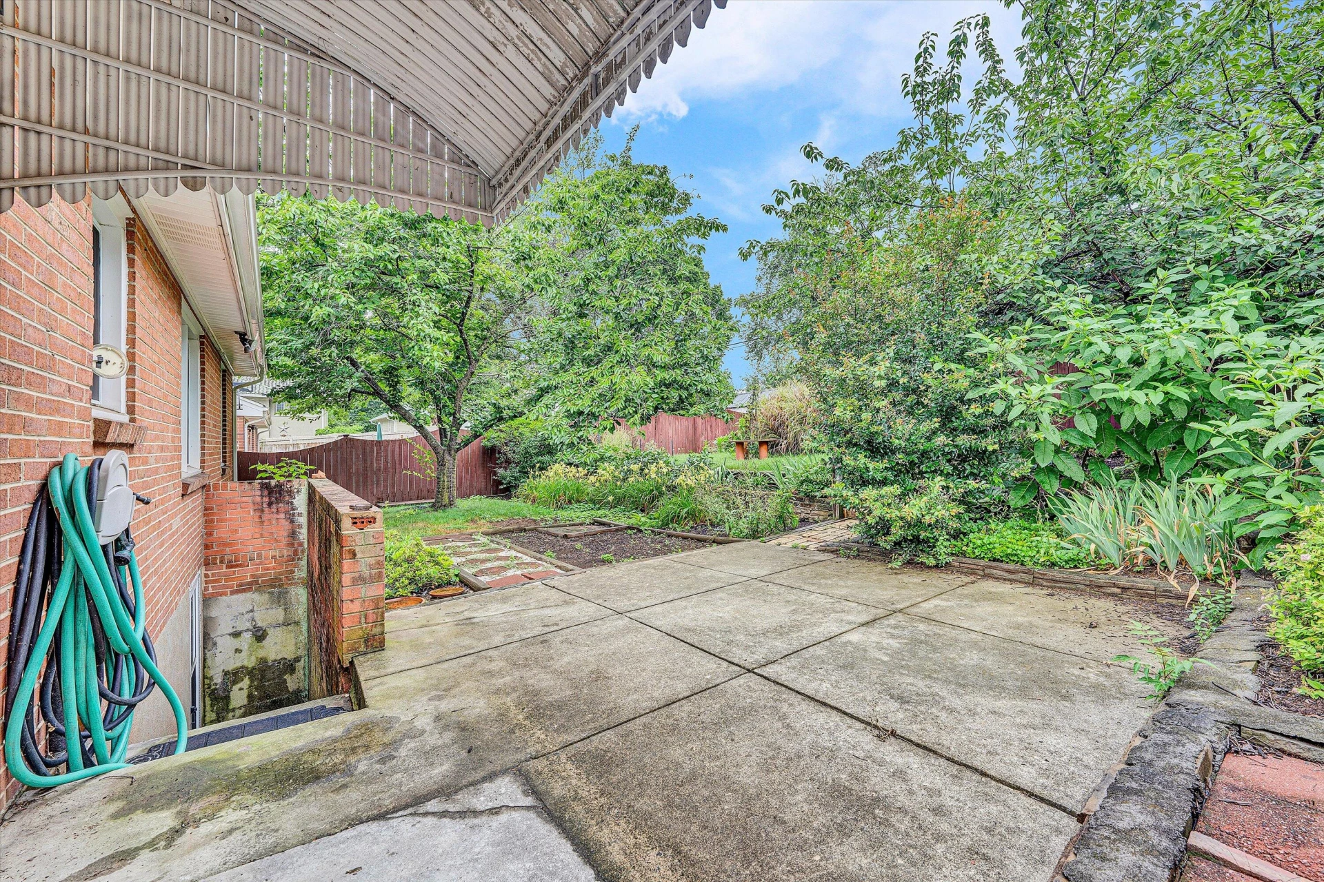 2401 Maiden LN SW - Photo 31