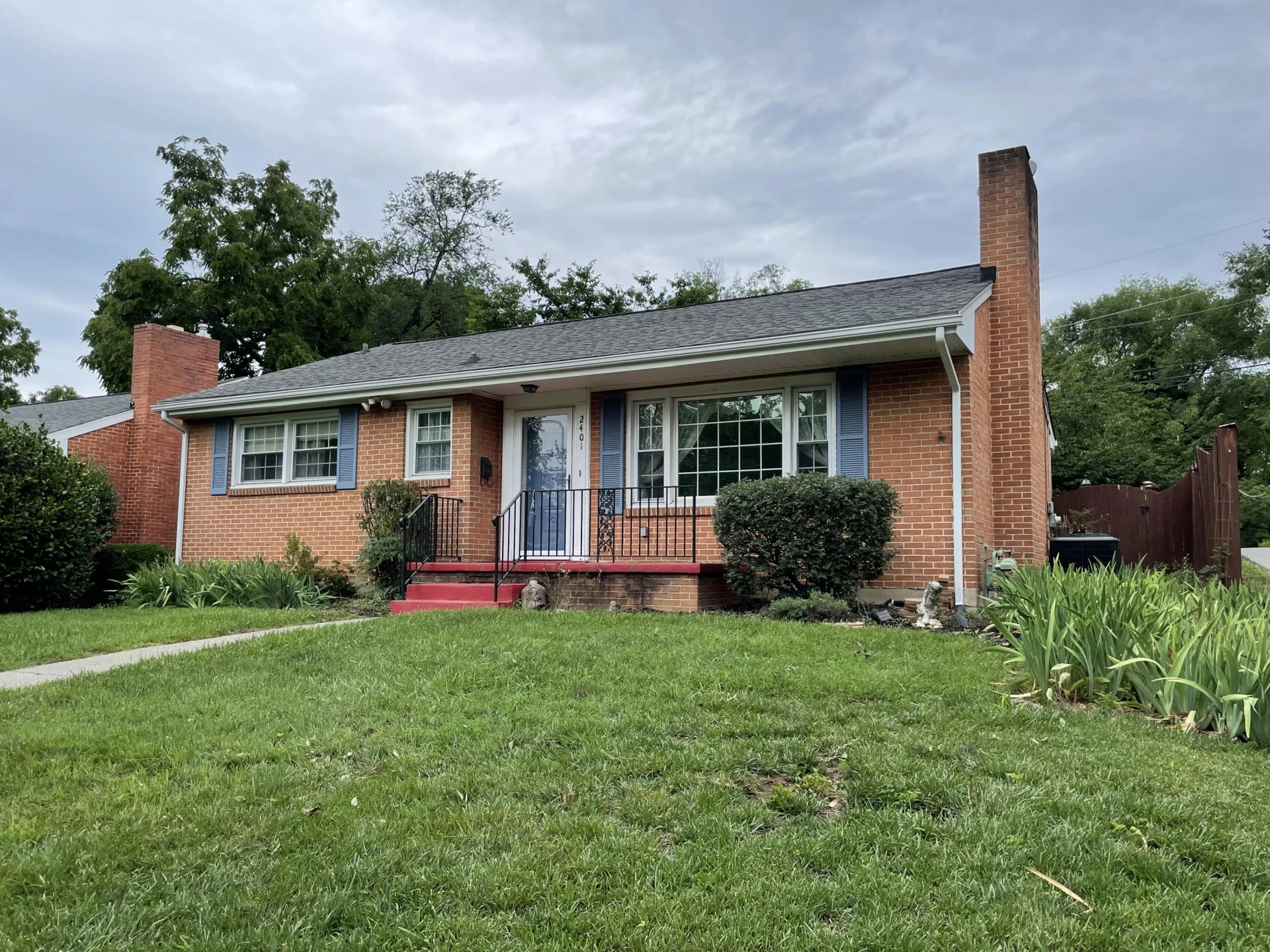 2401 Maiden LN SW - Photo 44