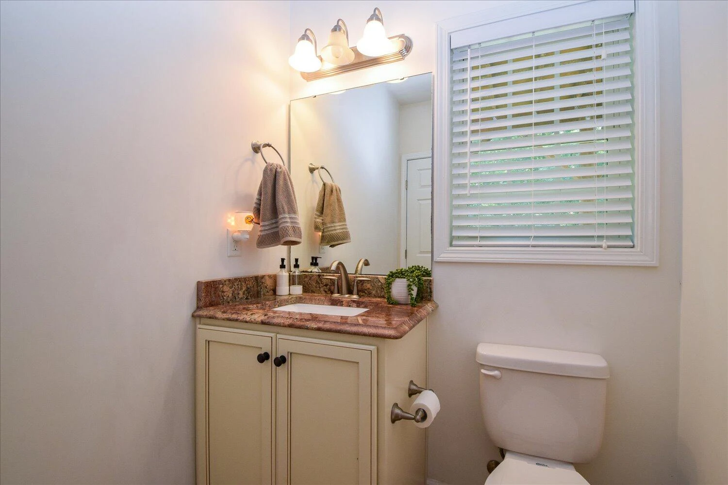 3065 Isabel LN - Photo 24