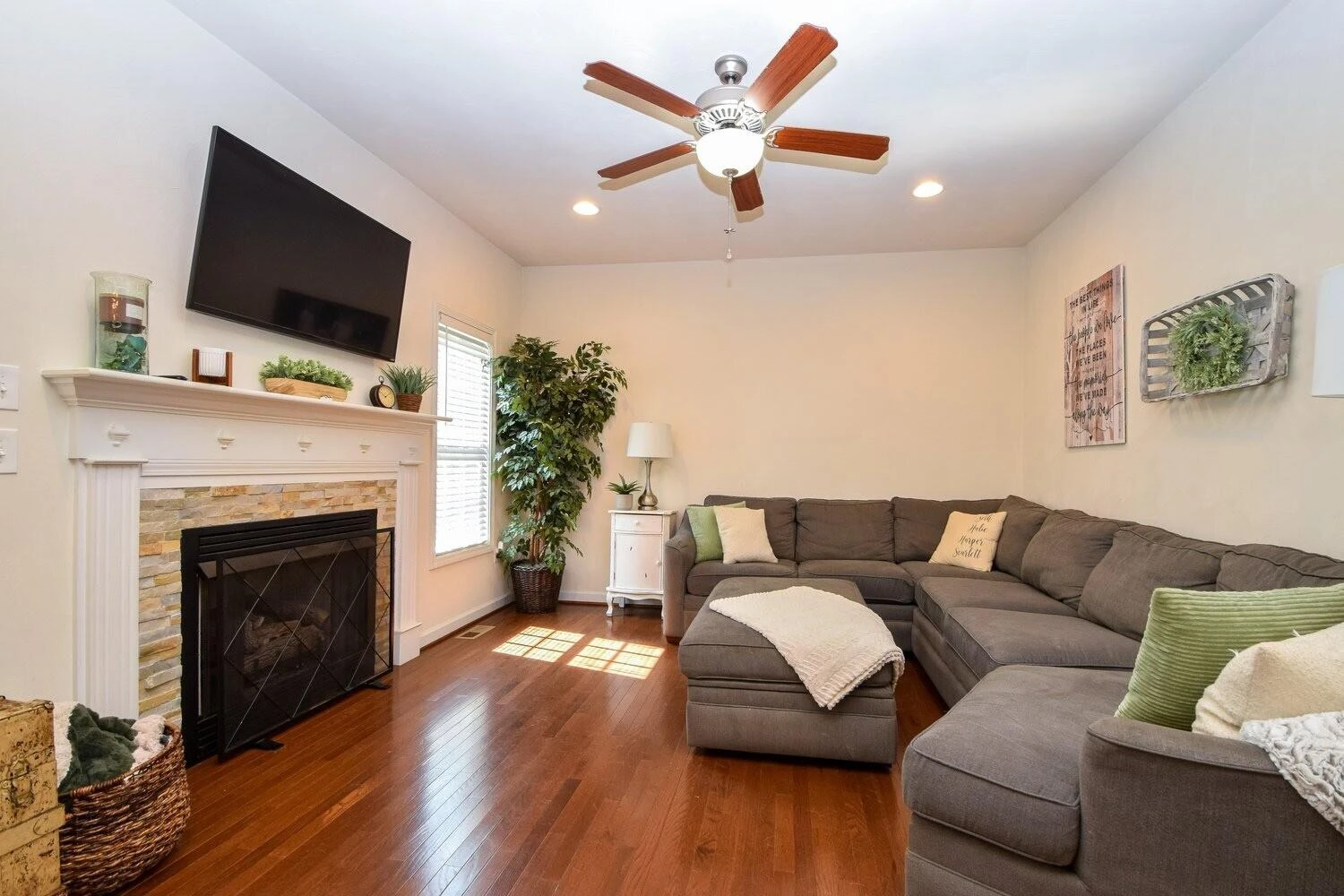 3065 Isabel LN - Photo 5
