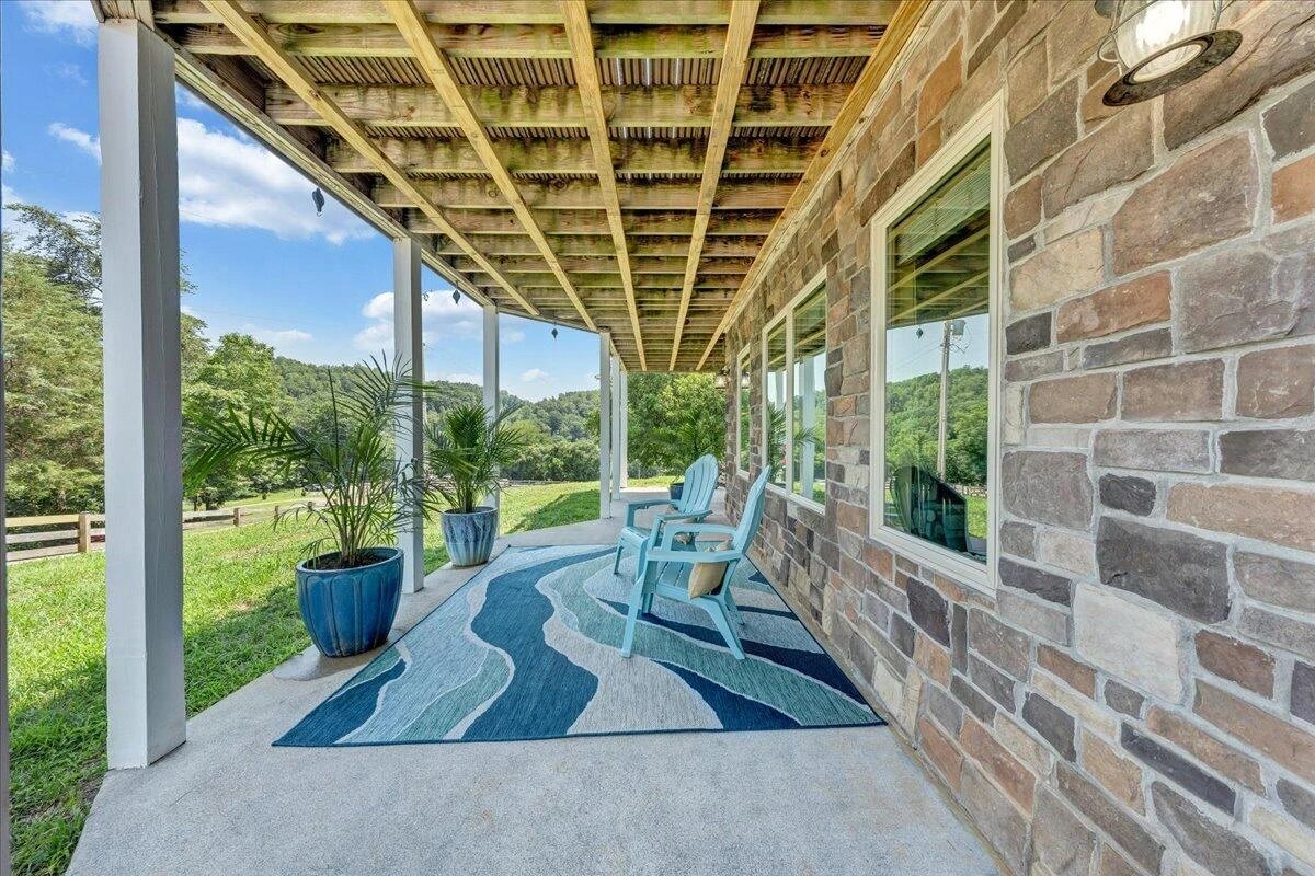 1076 Shorevue CIR - Photo 34