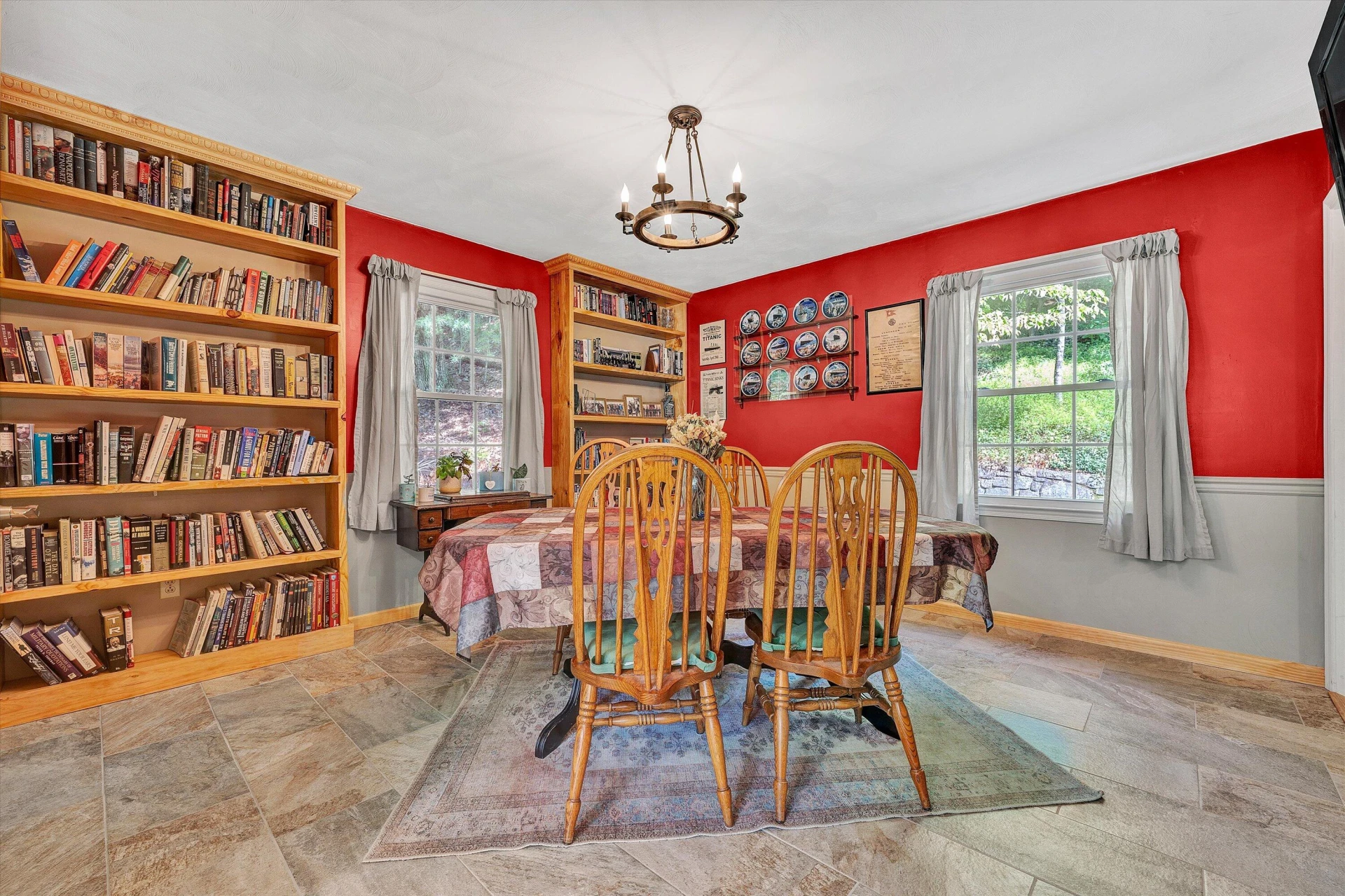 2402 Coachman DR - Photo 16