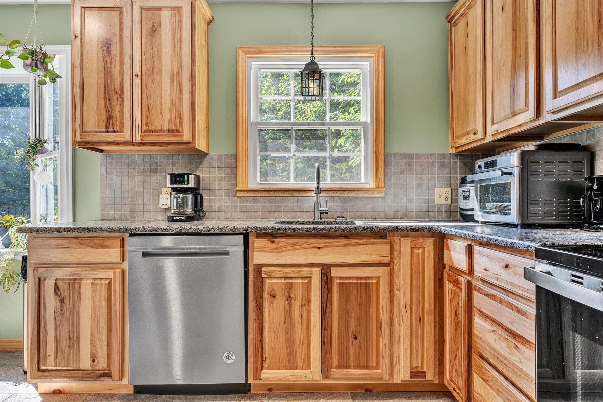 2402 Coachman DR - Photo 19