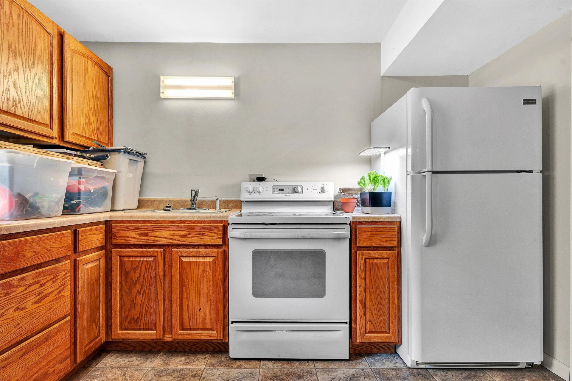 2402 Coachman DR - Photo 39