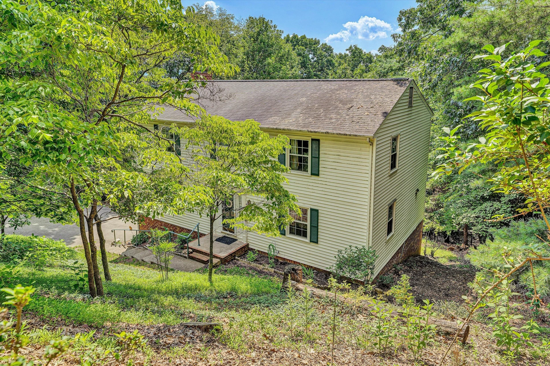 2402 Coachman DR - Photo 48