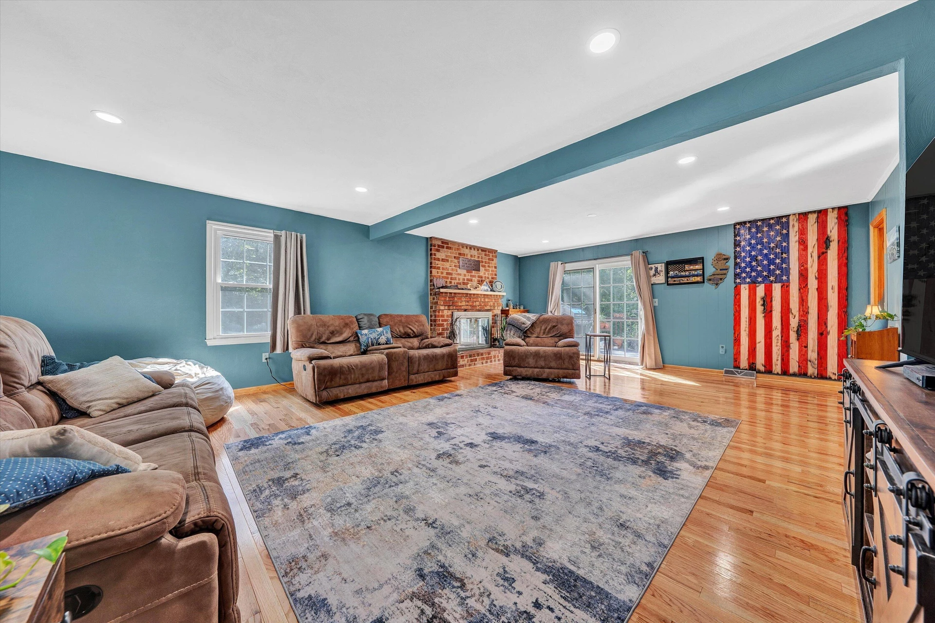 2402 Coachman DR - Photo 8