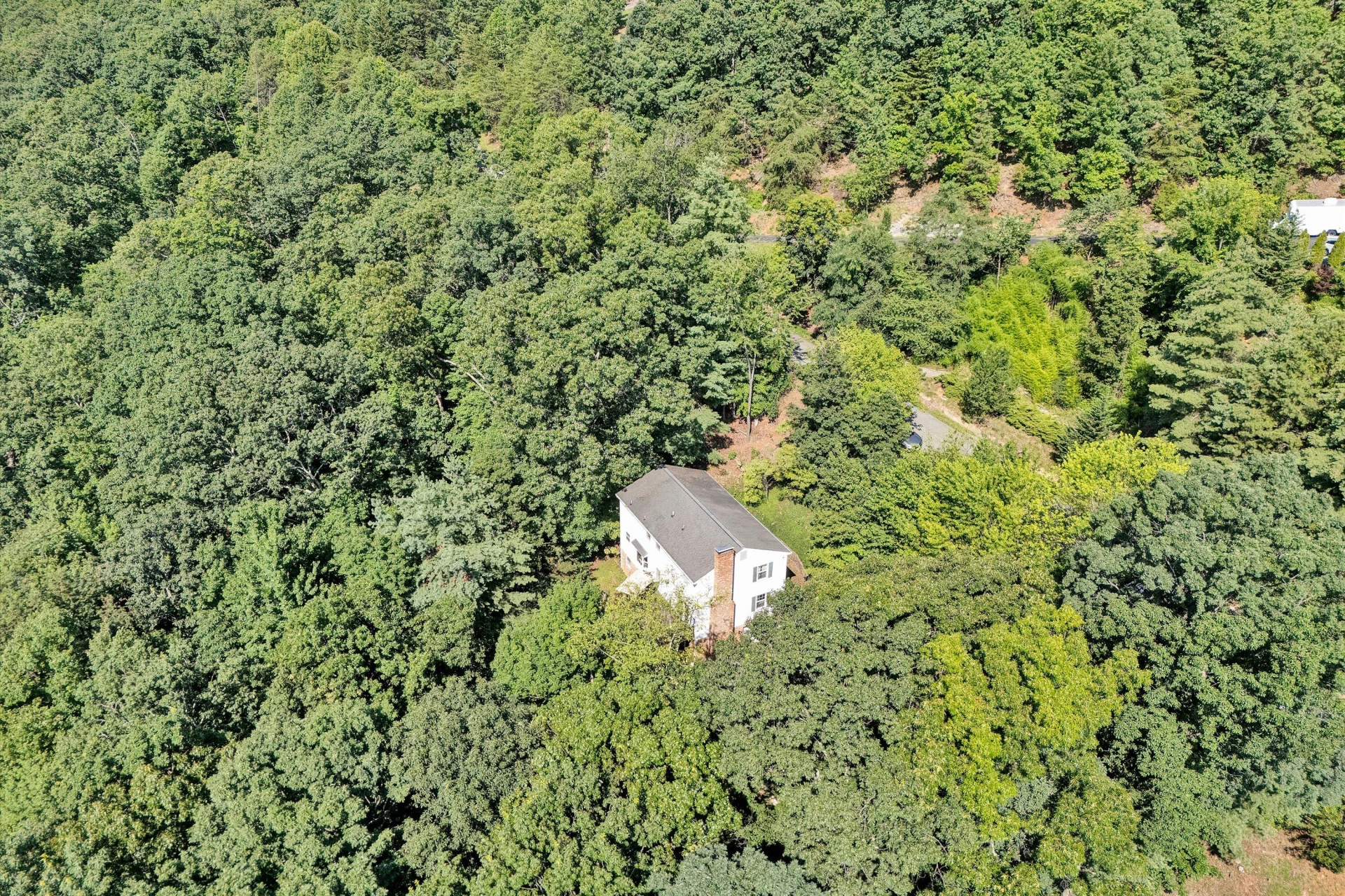 2402 Coachman DR - Photo 53