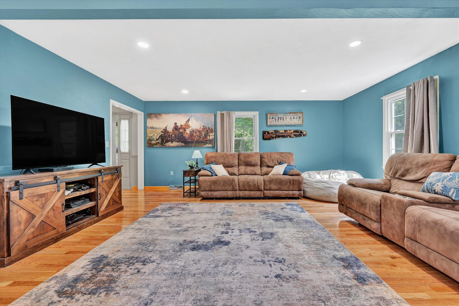 2402 Coachman DR - Photo 10