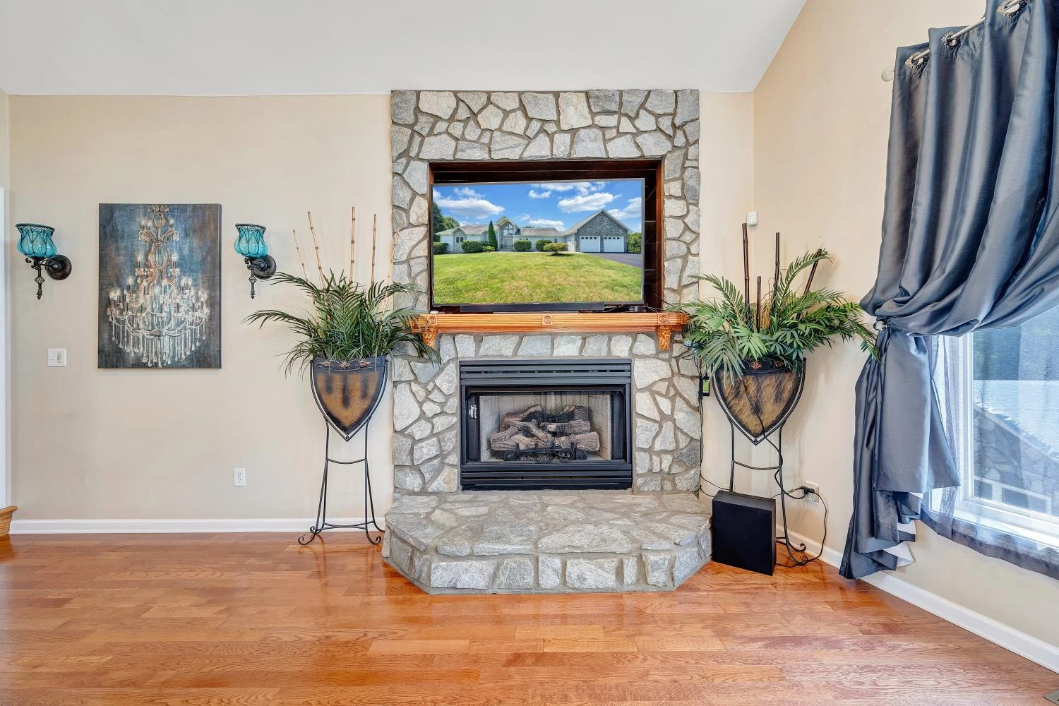 1860 Riverbend DR - Photo 10