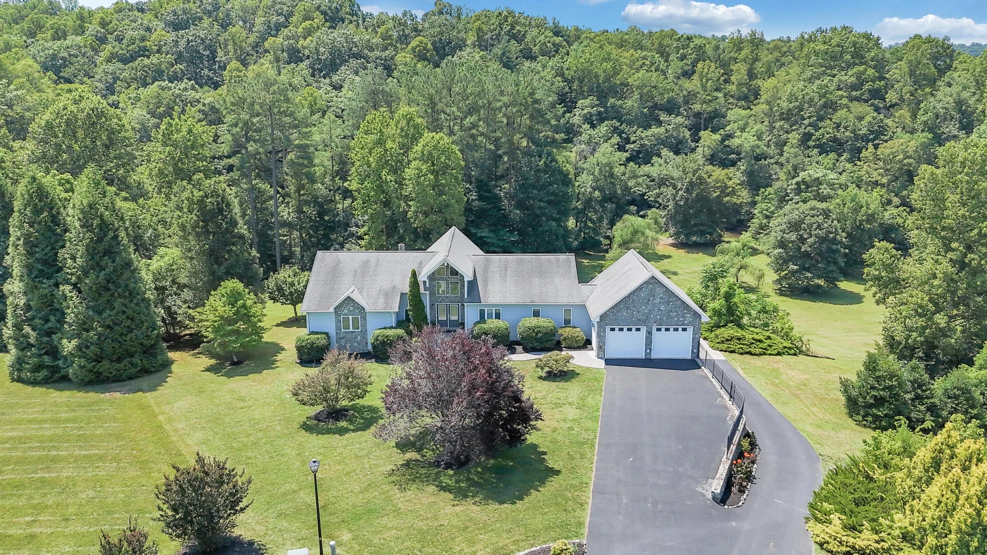 1860 Riverbend DR - Photo 116