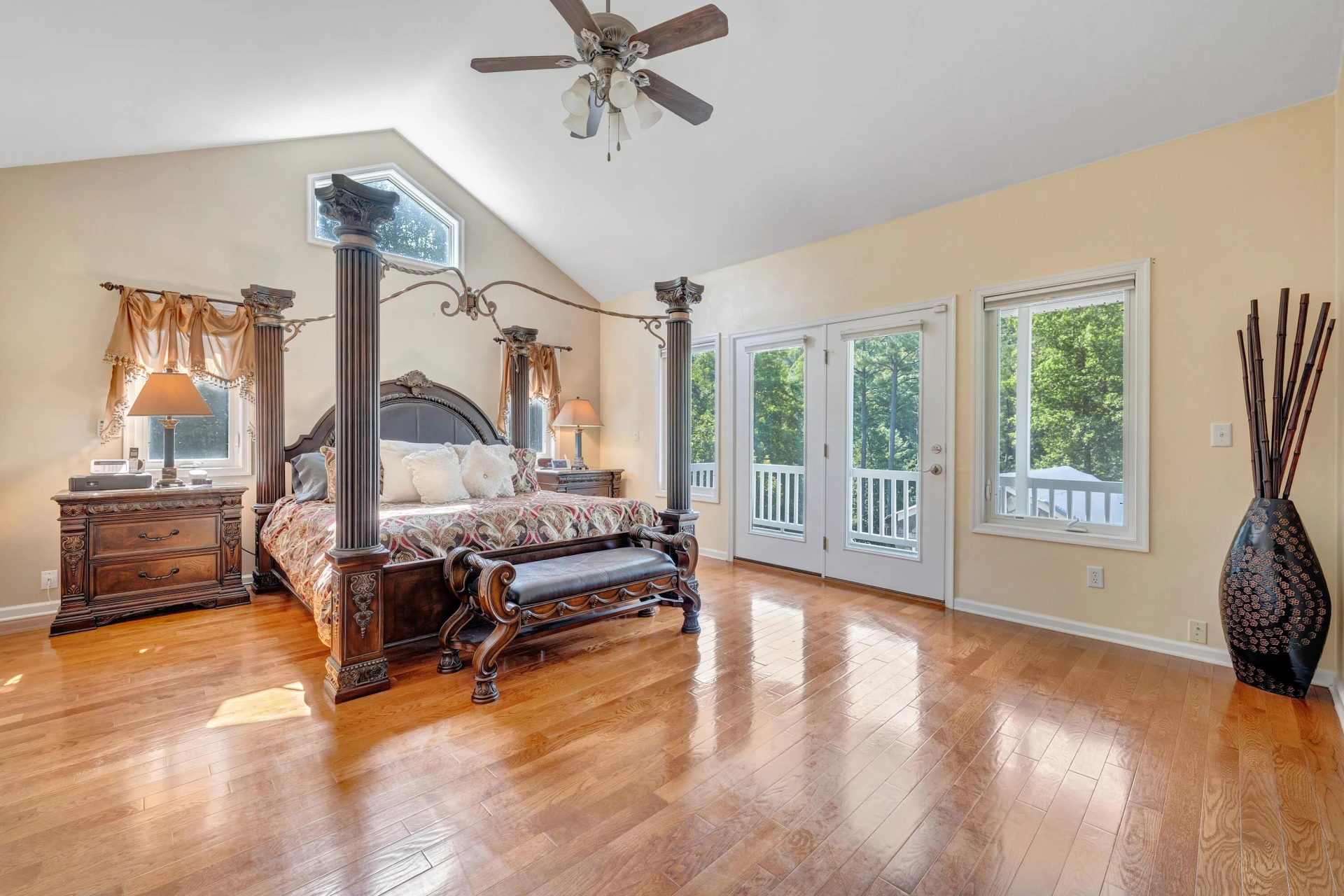 1860 Riverbend DR - Photo 31