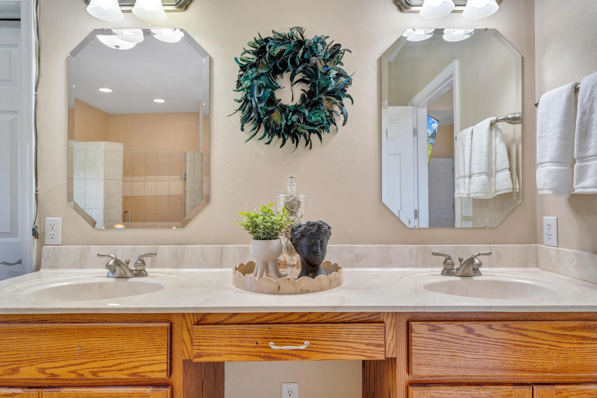 1860 Riverbend DR - Photo 35