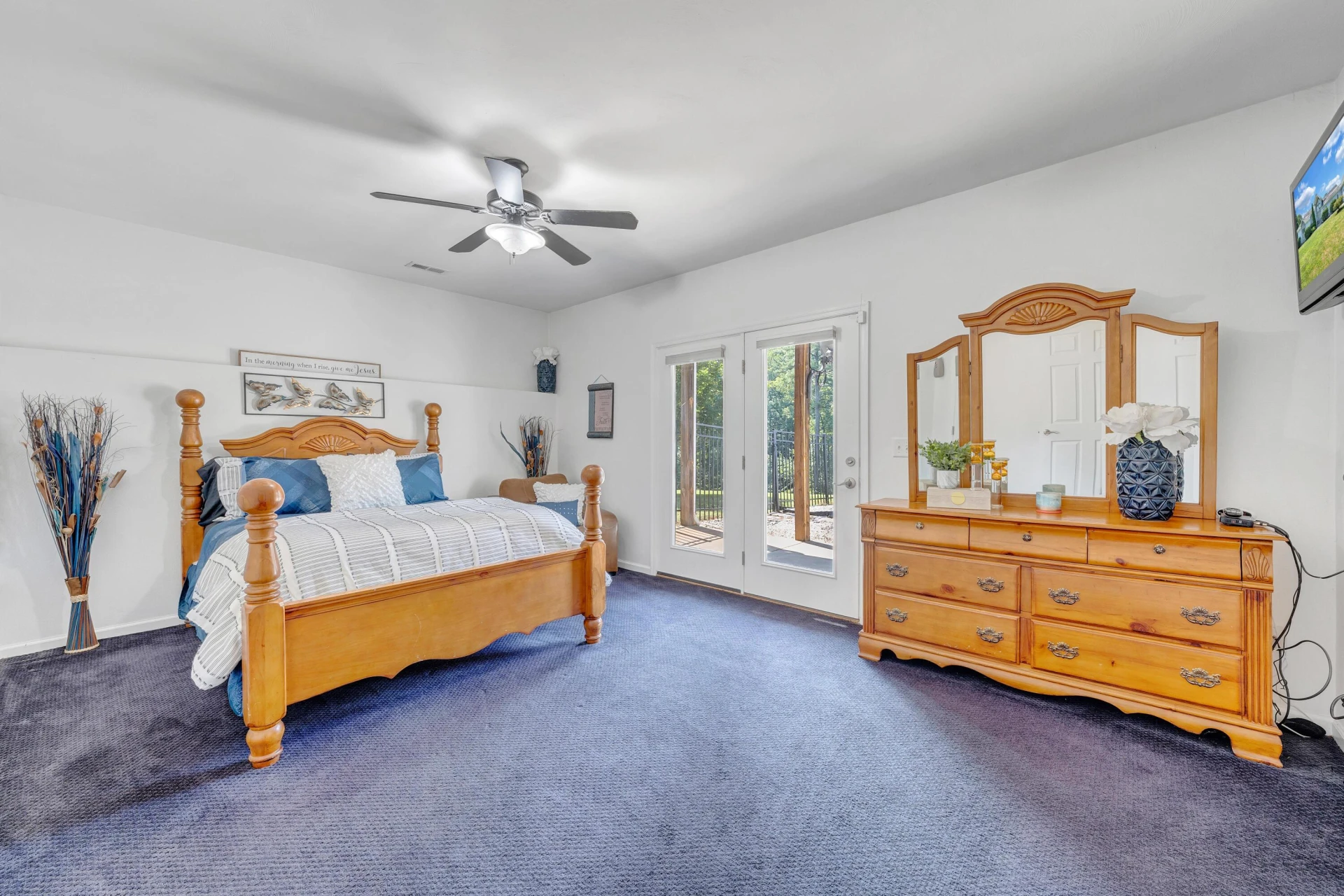 1860 Riverbend DR - Photo 38
