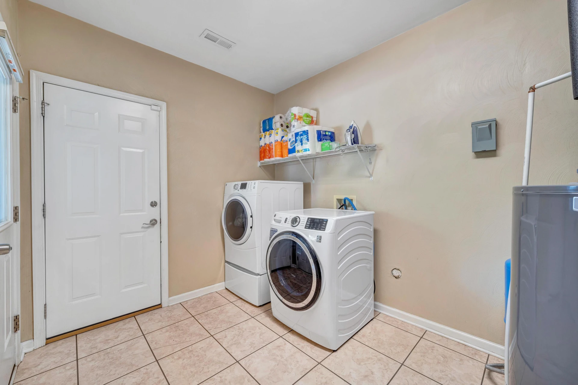 1860 Riverbend DR - Photo 43