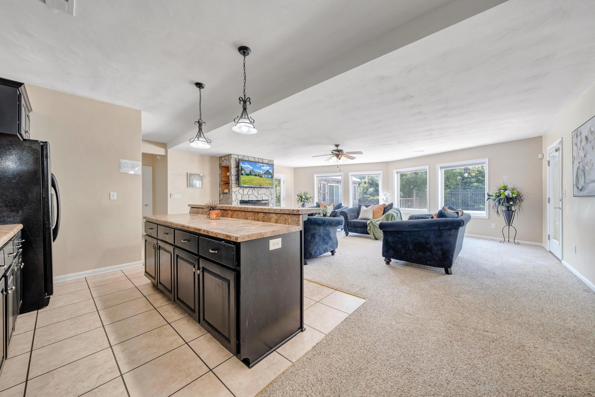 1860 Riverbend DR - Photo 46