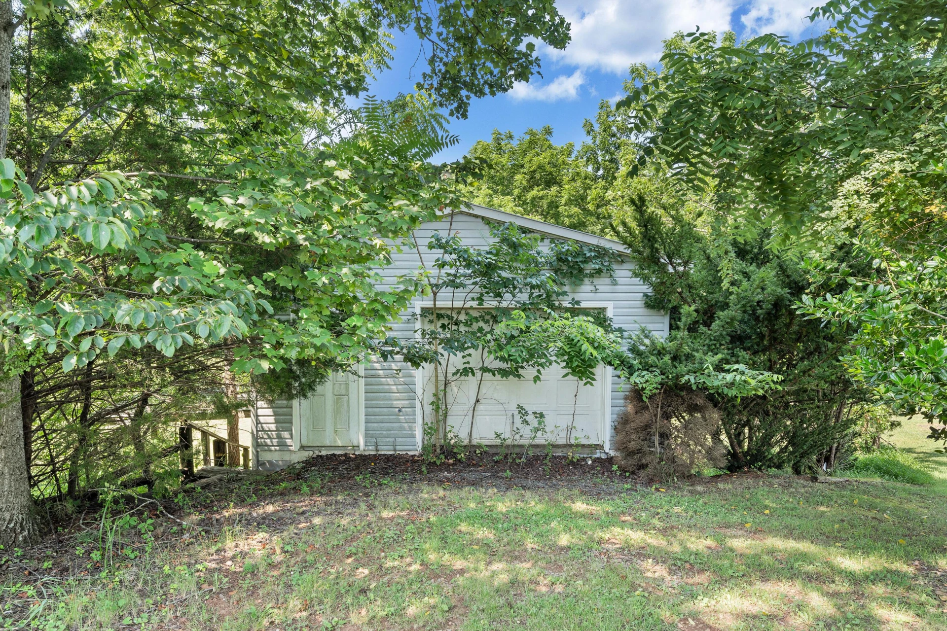 1860 Riverbend DR - Photo 77