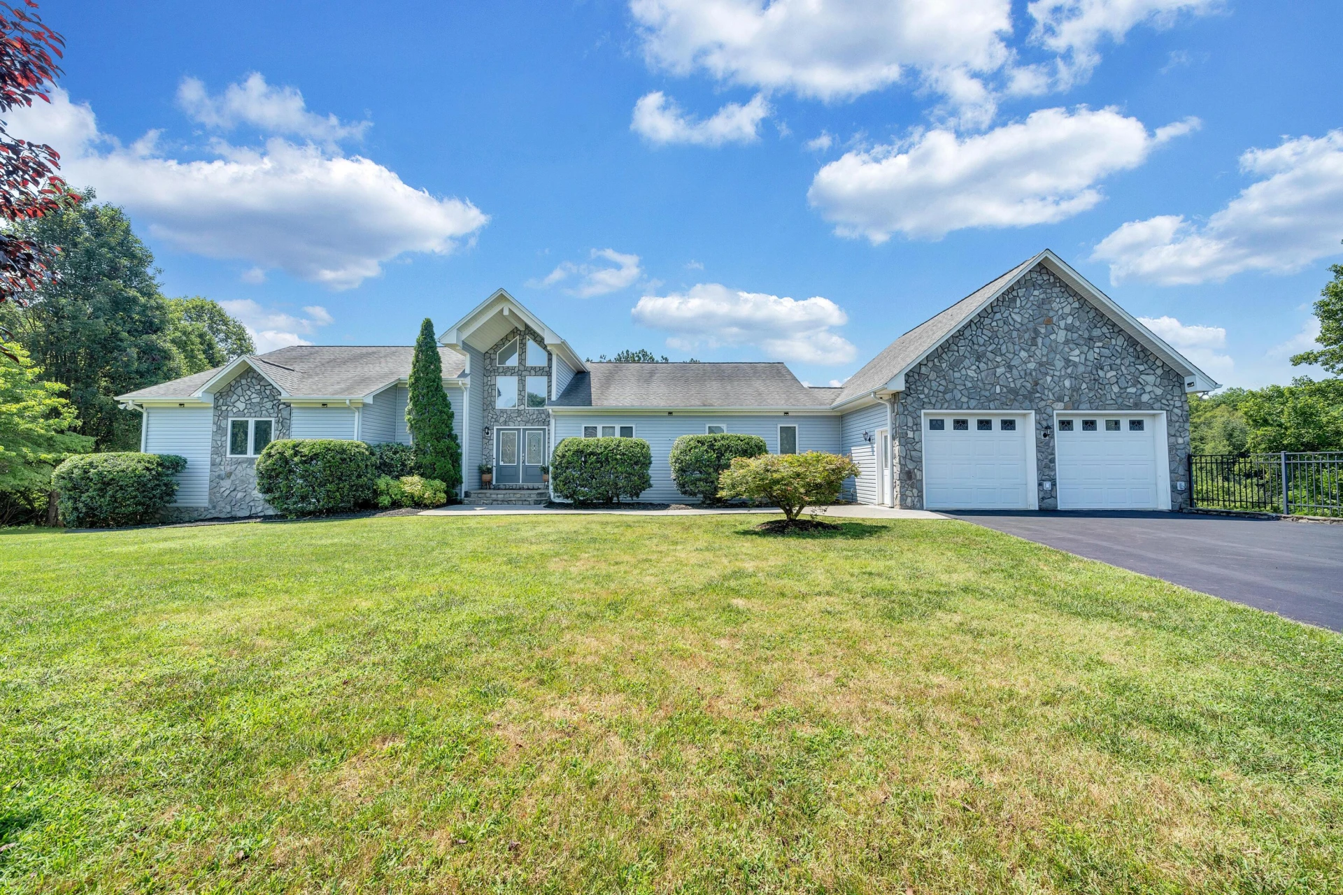 1860 Riverbend DR - Photo 80