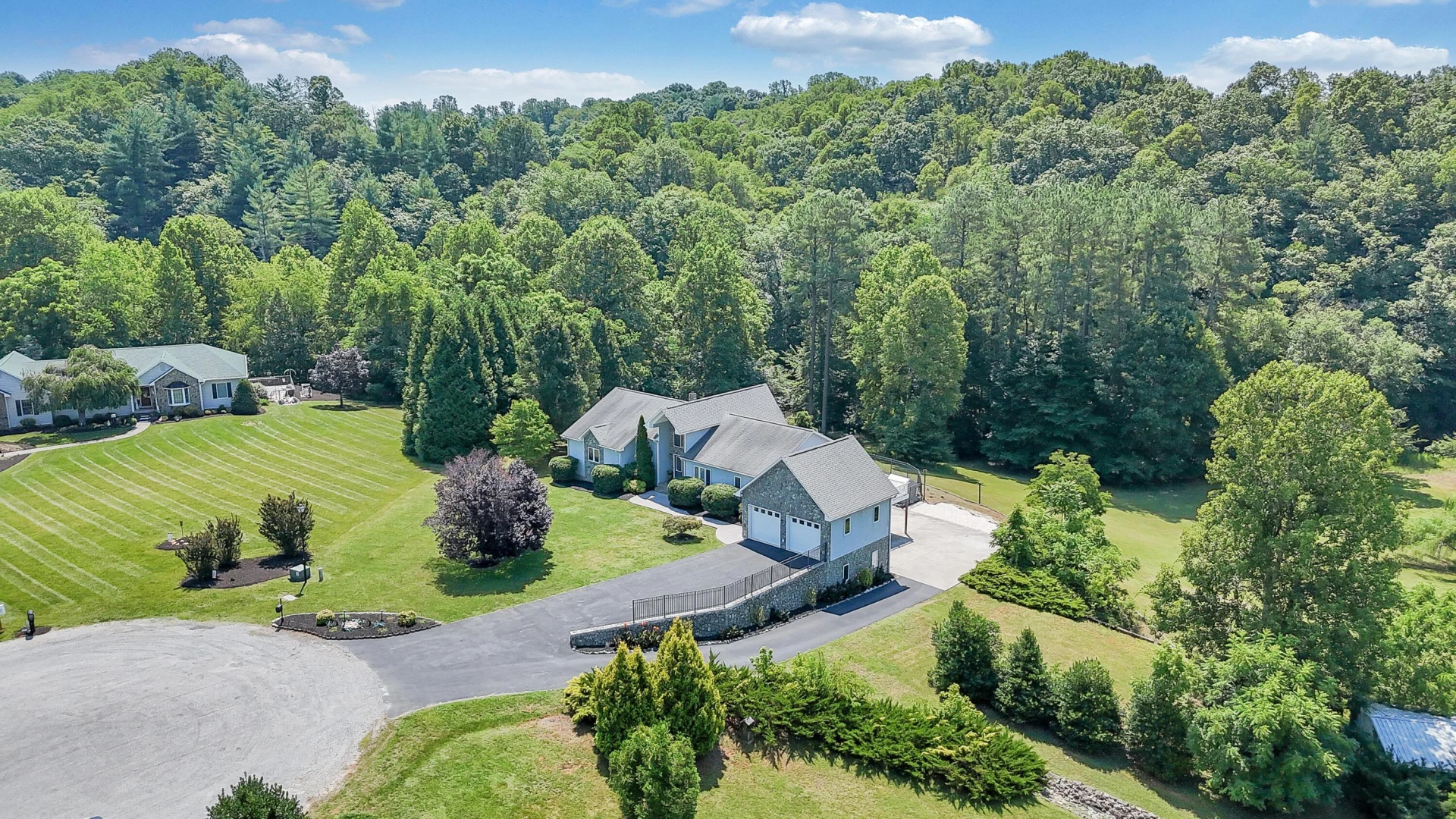 1860 Riverbend DR - Photo 86
