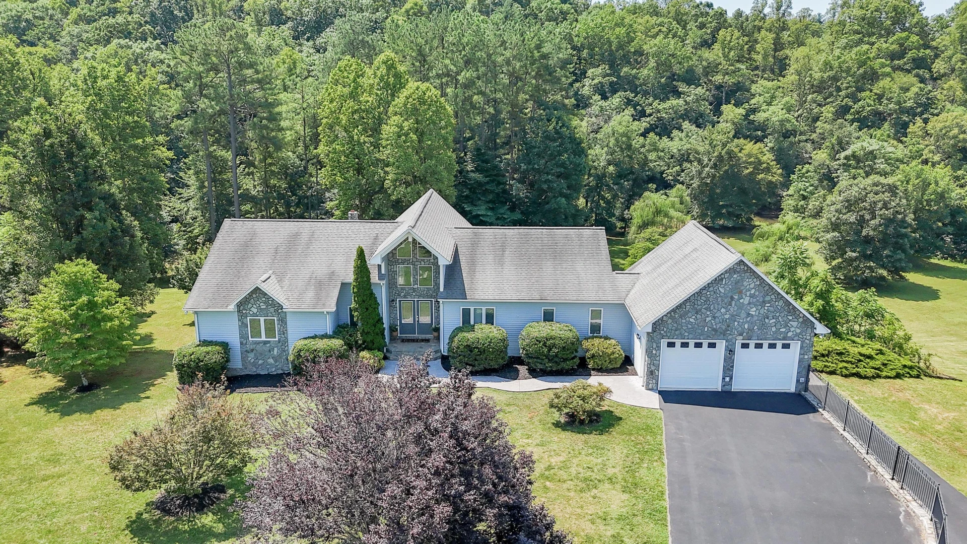 1860 Riverbend DR - Photo 89