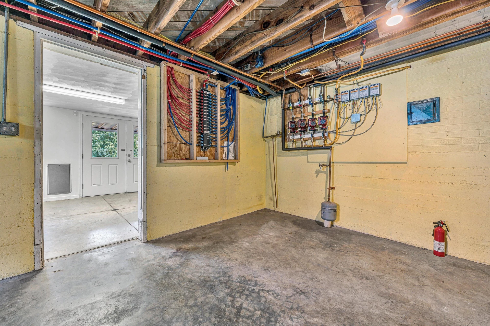 2323 Mount Vernon RD SW - Photo 40