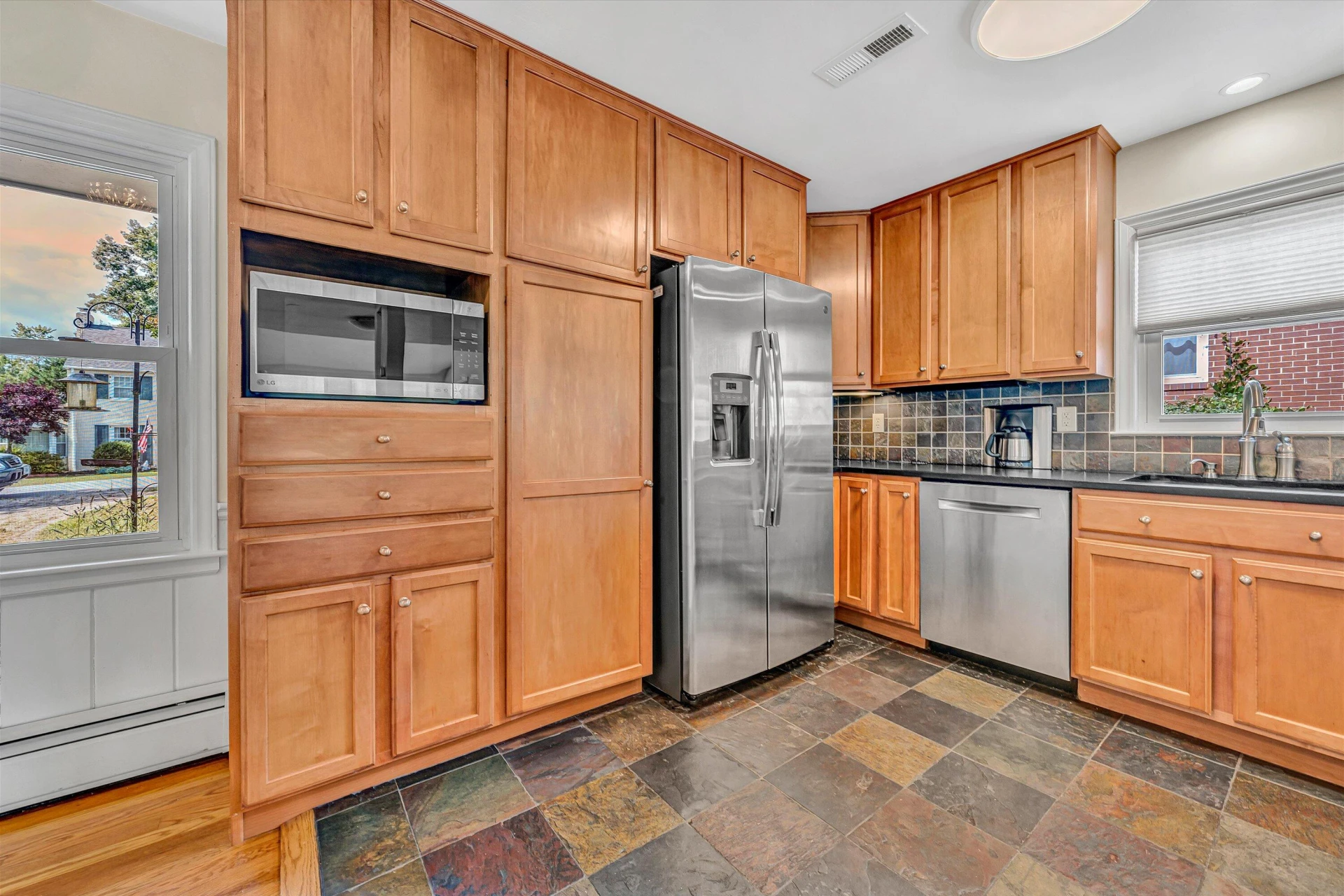 2323 Mount Vernon RD SW - Photo 12