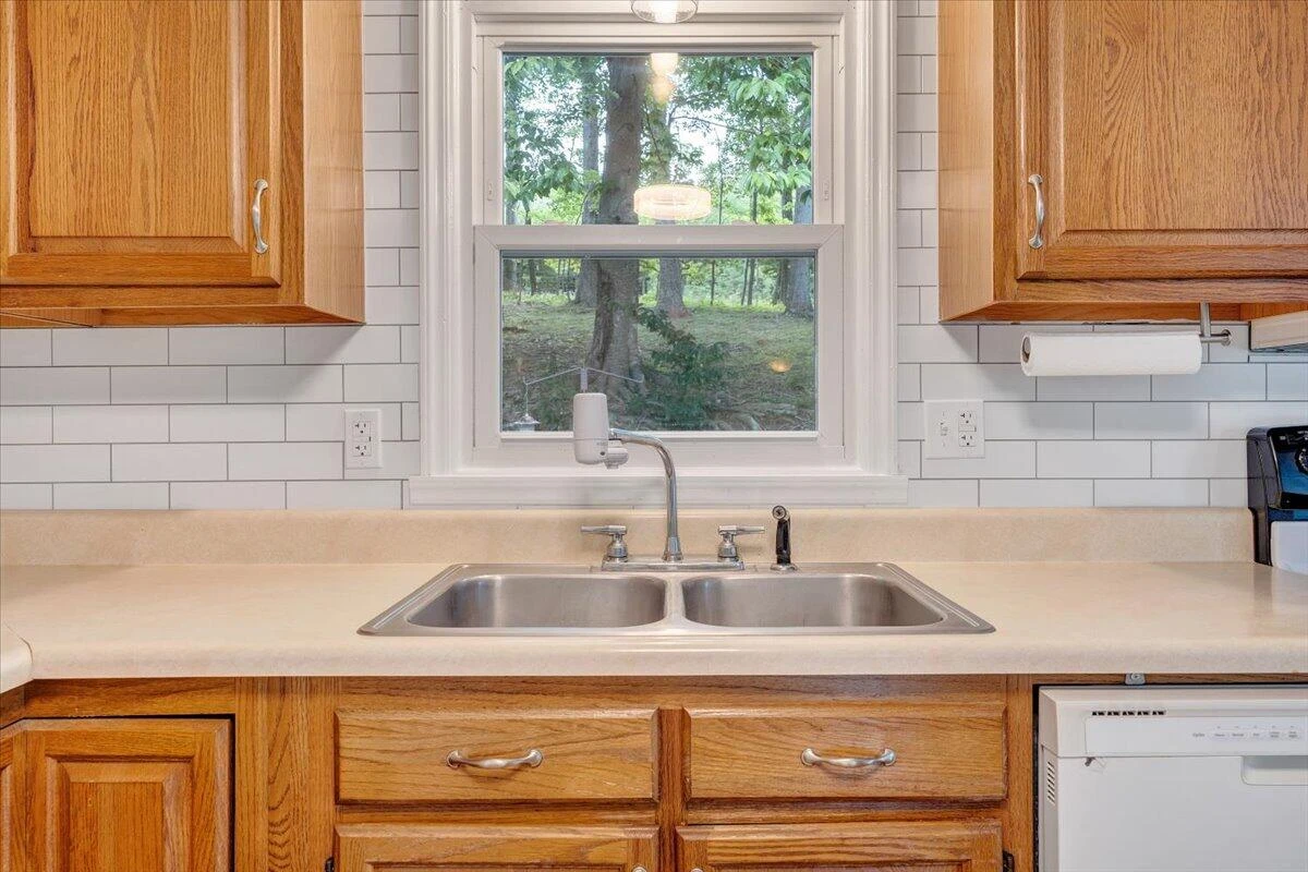 912 Little Catawba Creek RD - Photo 10
