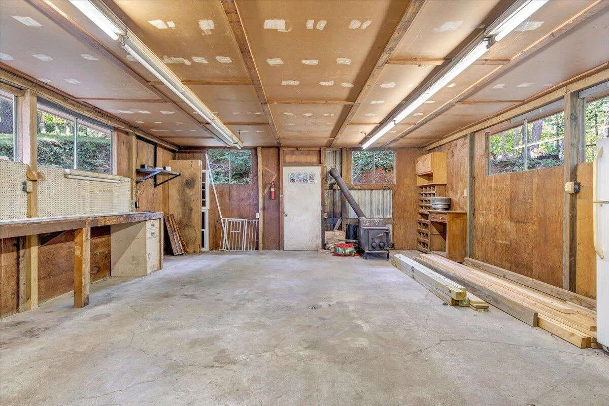 912 Little Catawba Creek RD - Photo 24