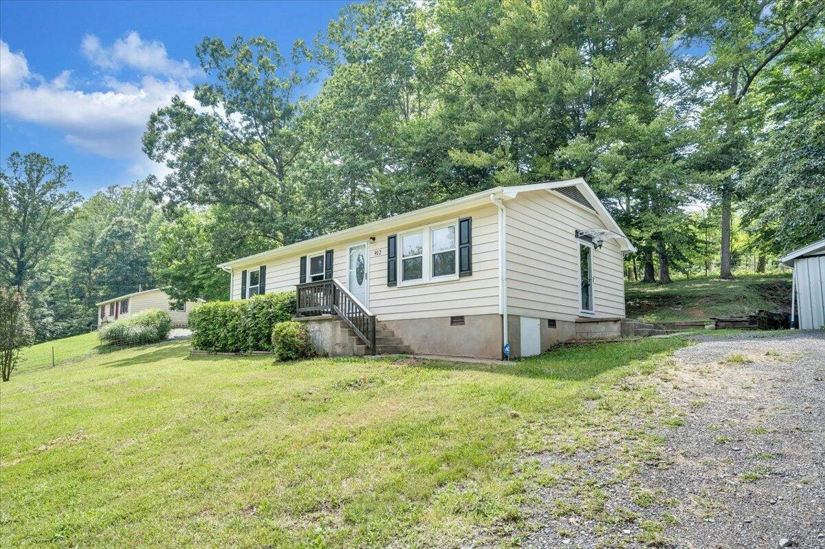 912 Little Catawba Creek RD - Photo 27