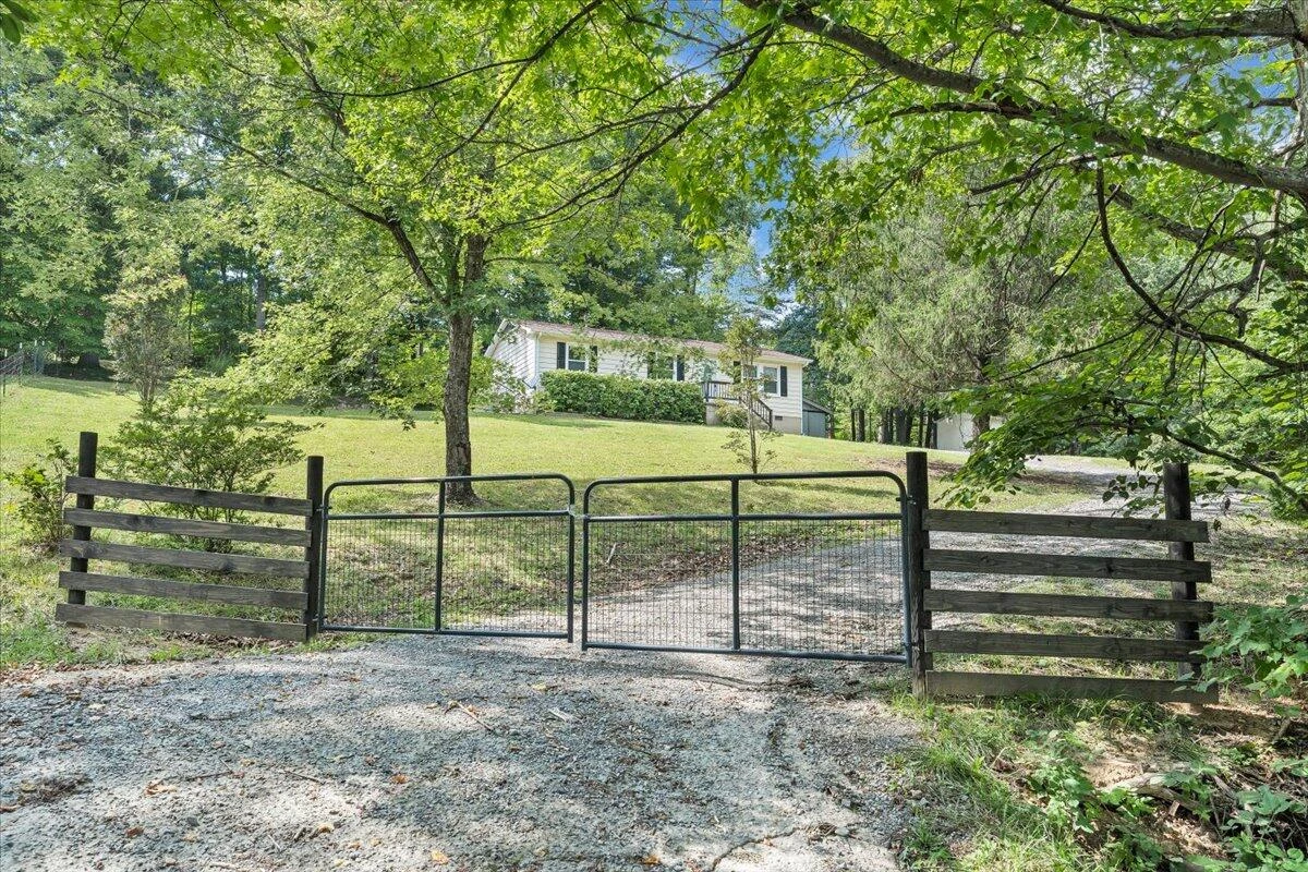912 Little Catawba Creek RD - Photo 3