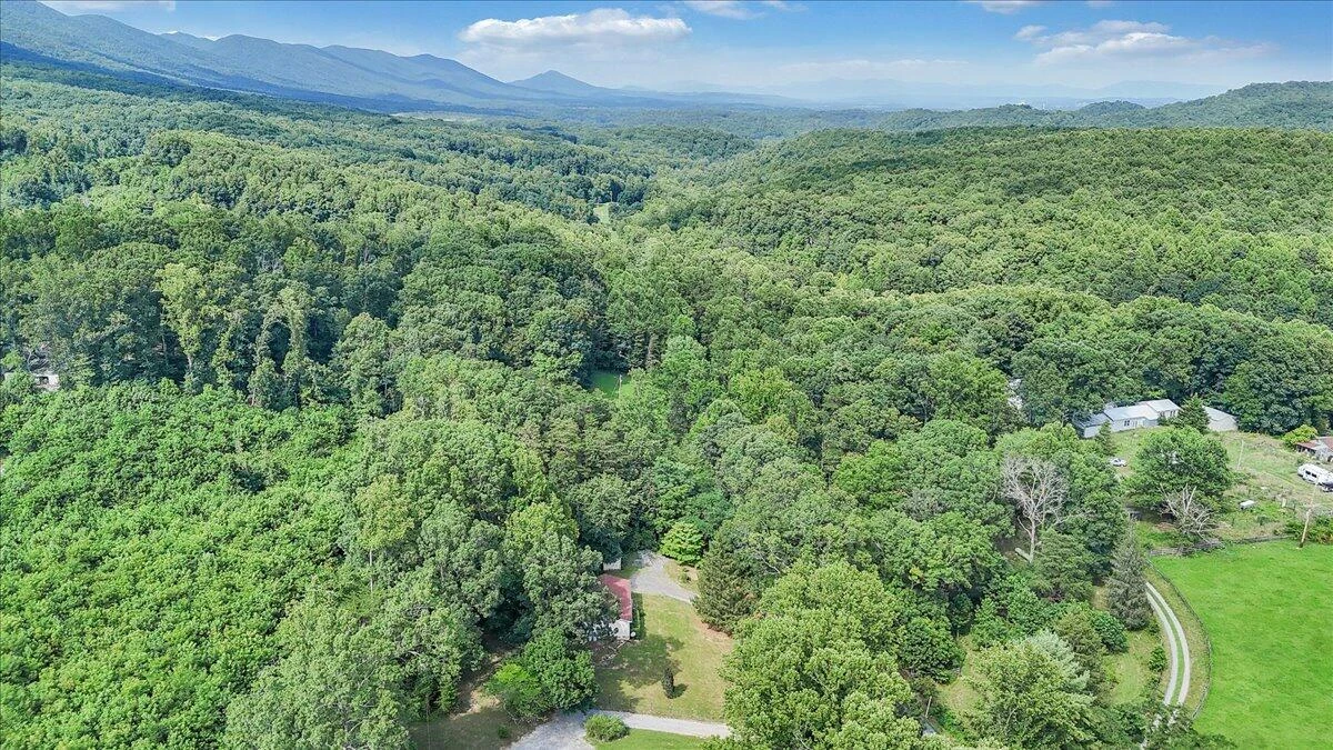 912 Little Catawba Creek RD - Photo 43