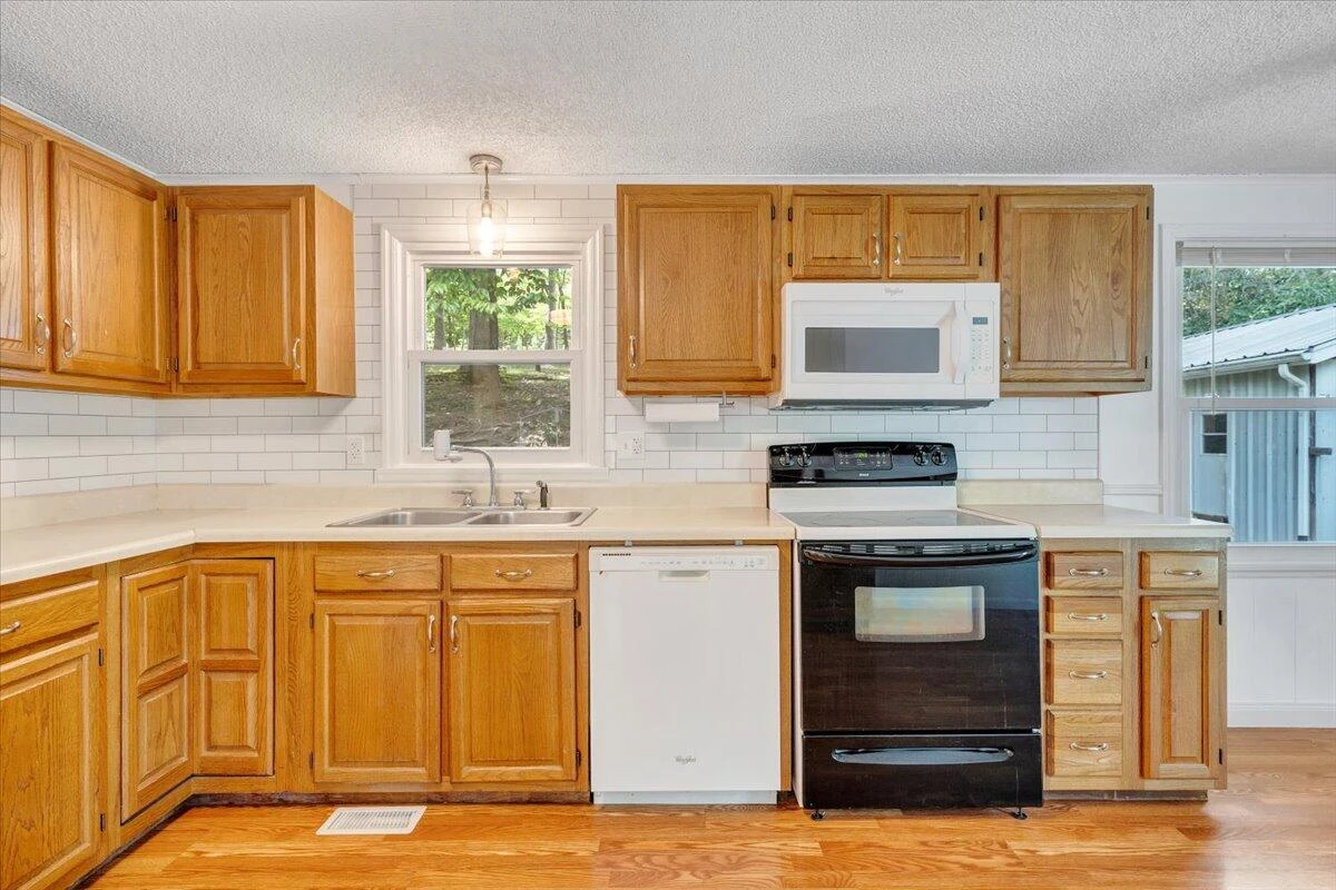 912 Little Catawba Creek RD - Photo 7