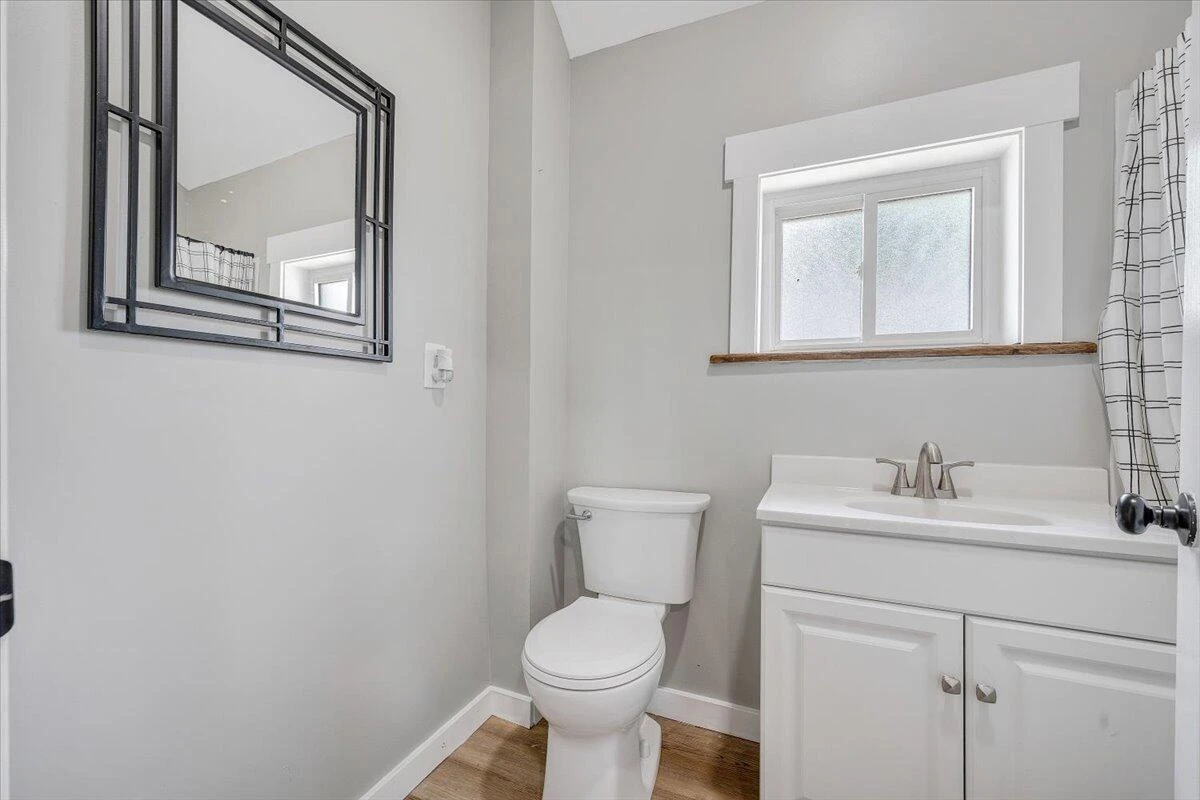 705 Virginia AVE - Photo 13