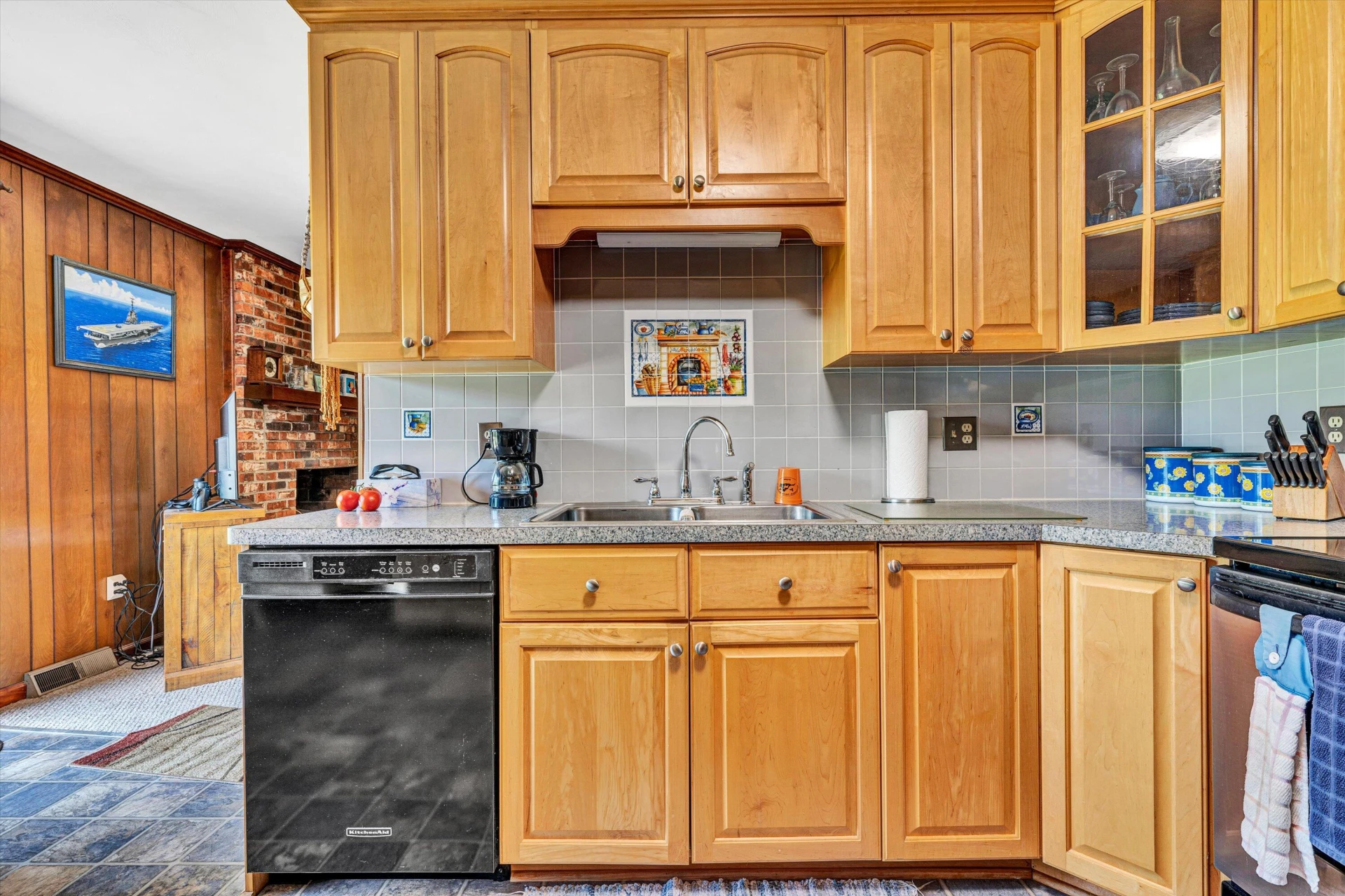 9732 Goodview RD - Photo 16