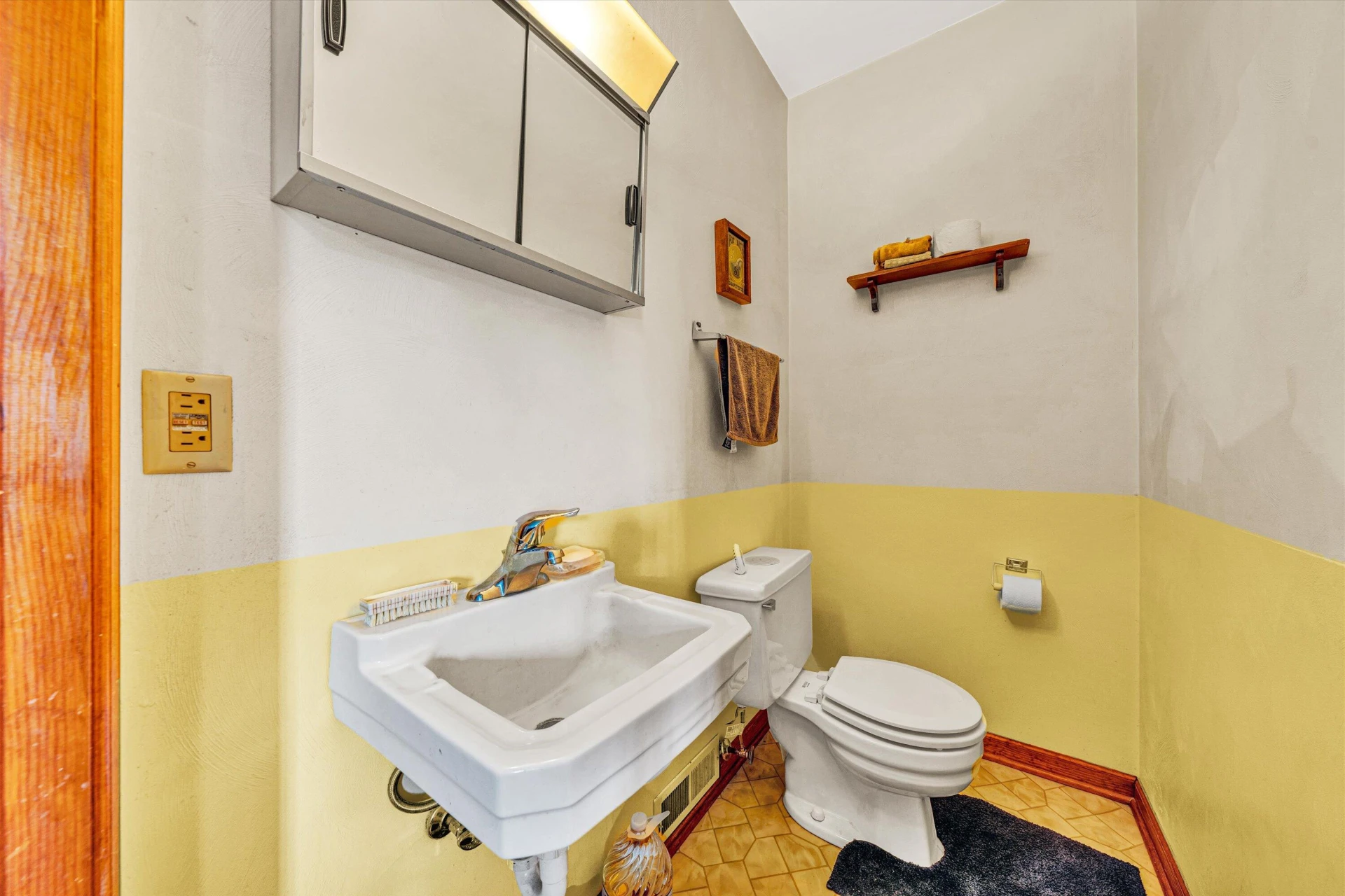 9732 Goodview RD - Photo 35