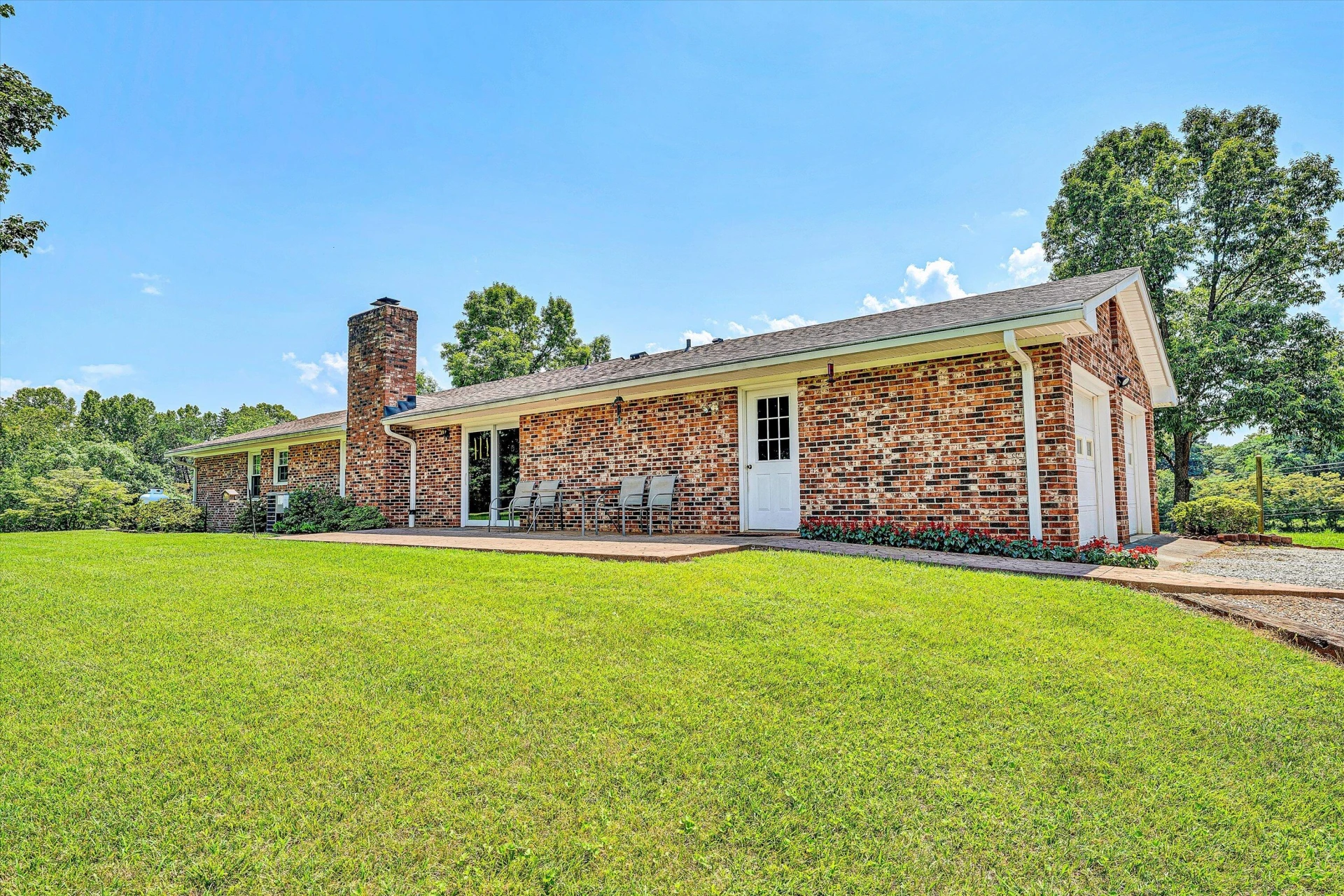 9732 Goodview RD - Photo 39