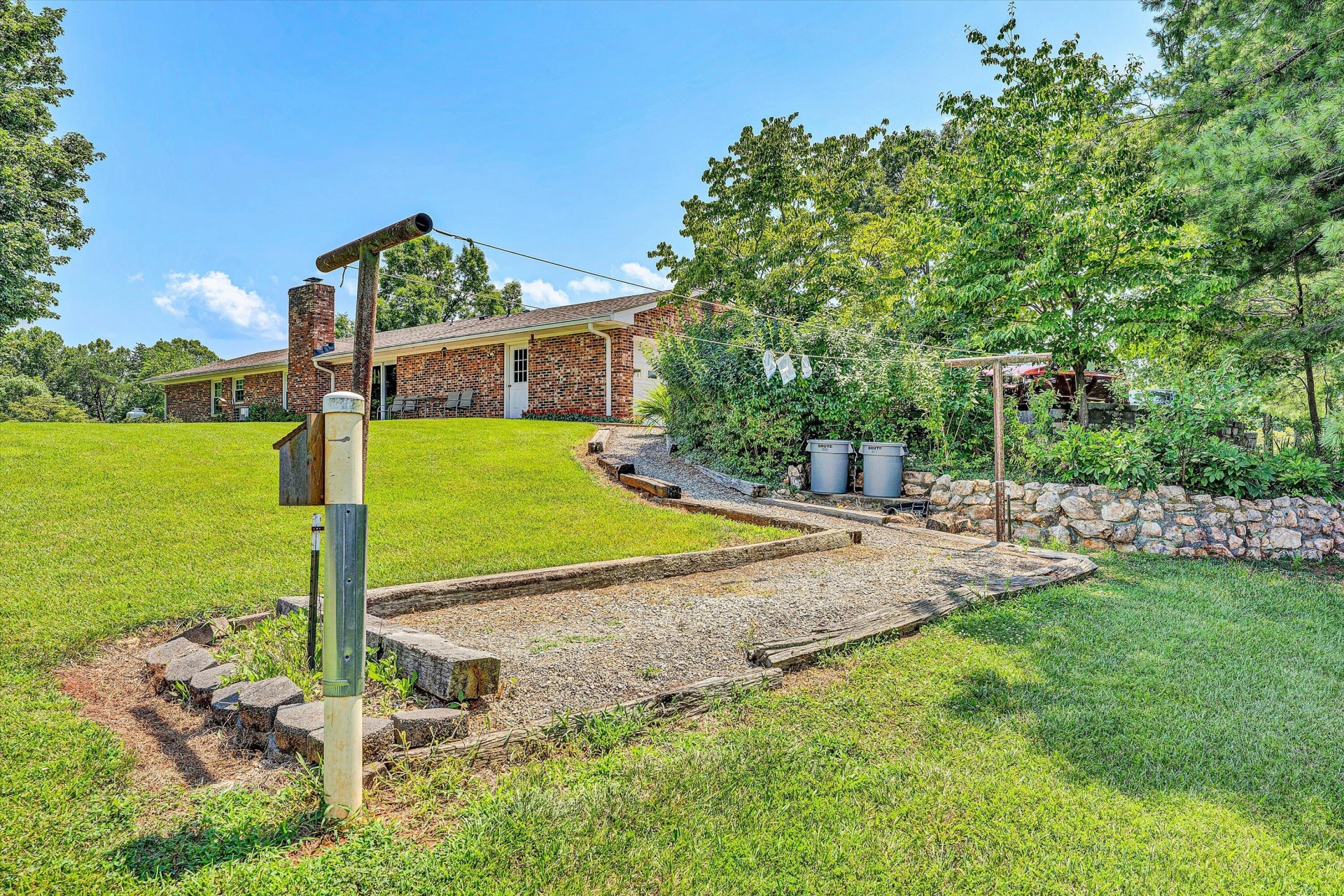 9732 Goodview RD - Photo 43