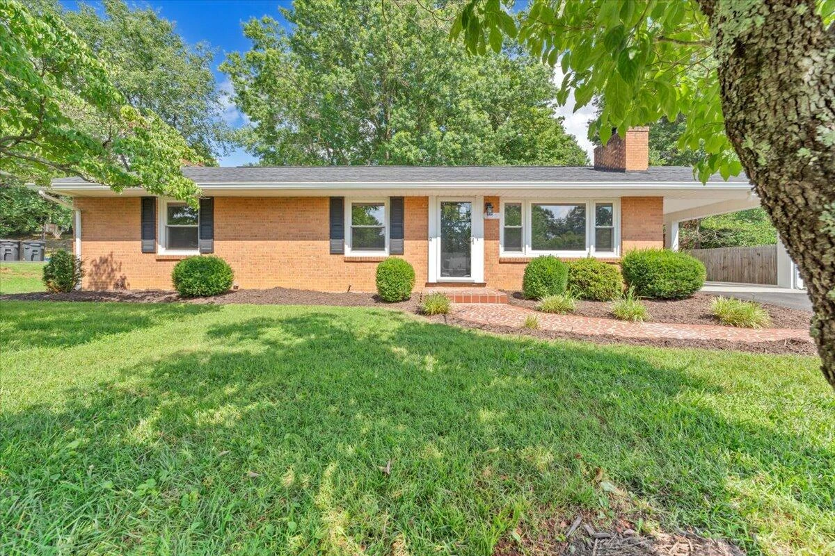 735 Goodland AVE