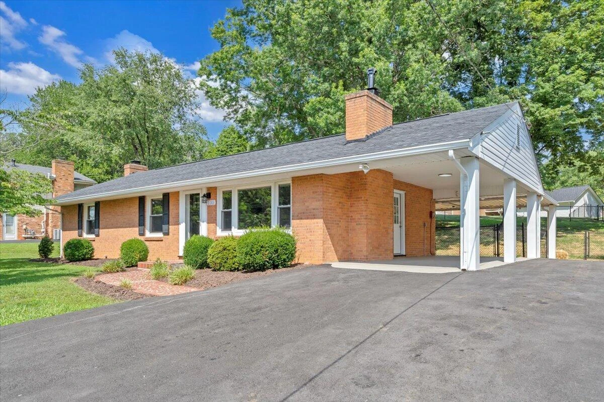 735 Goodland AVE - Photo 2