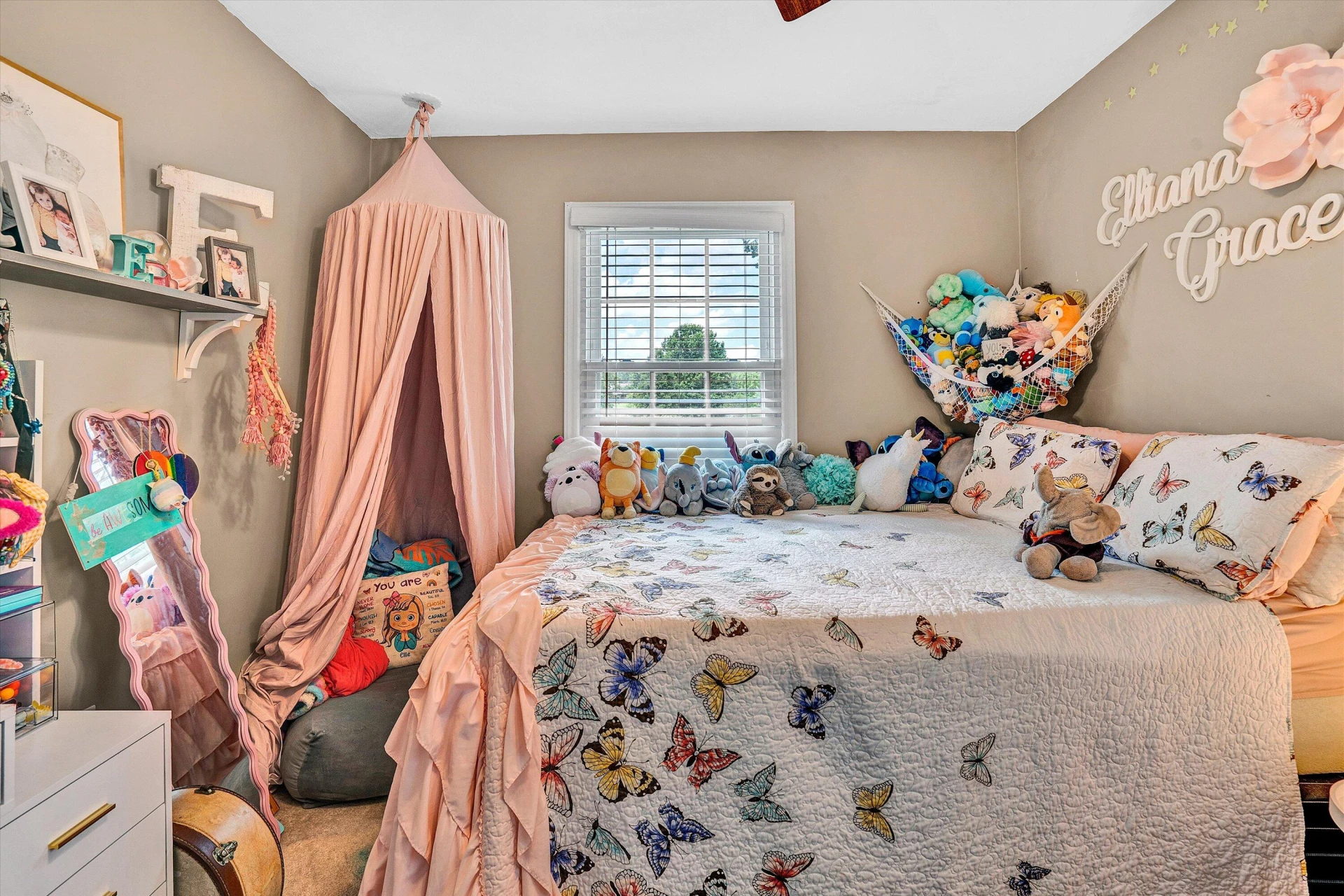 242 Woodlawn AVE - Photo 21