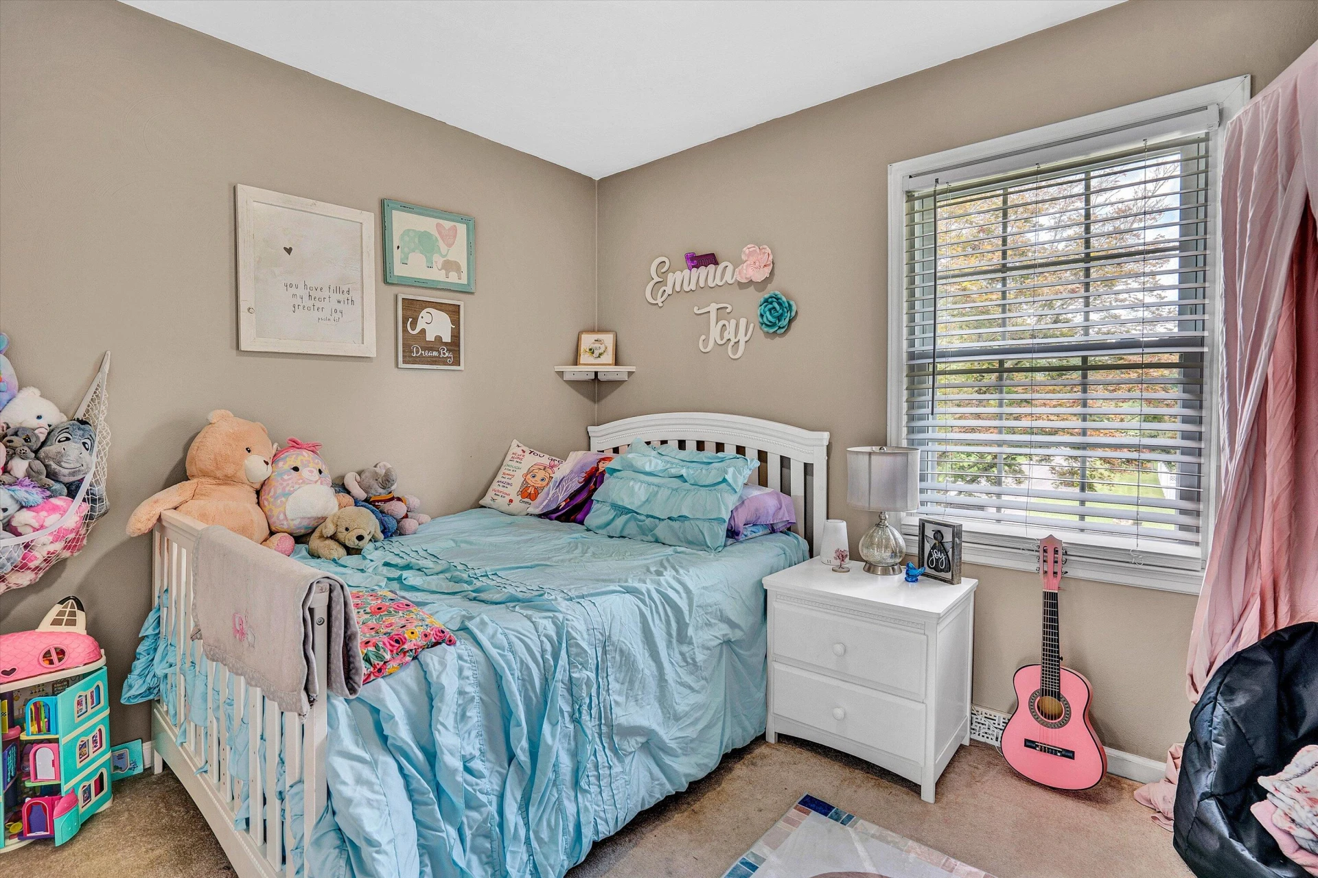 242 Woodlawn AVE - Photo 22
