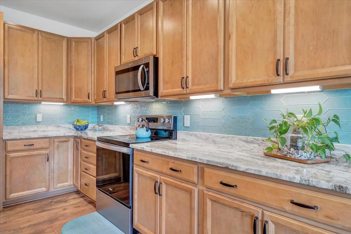 2153 Kings Walk DR NE - Photo 18