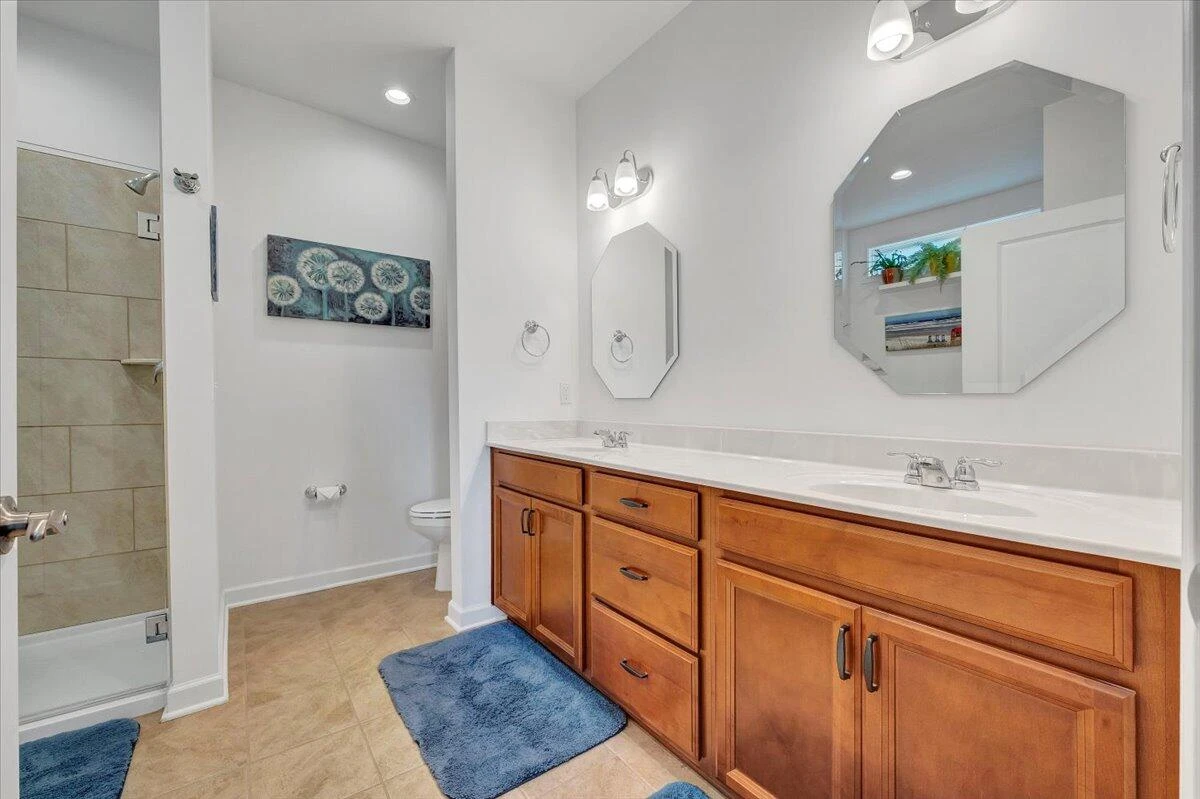 2153 Kings Walk DR NE - Photo 32