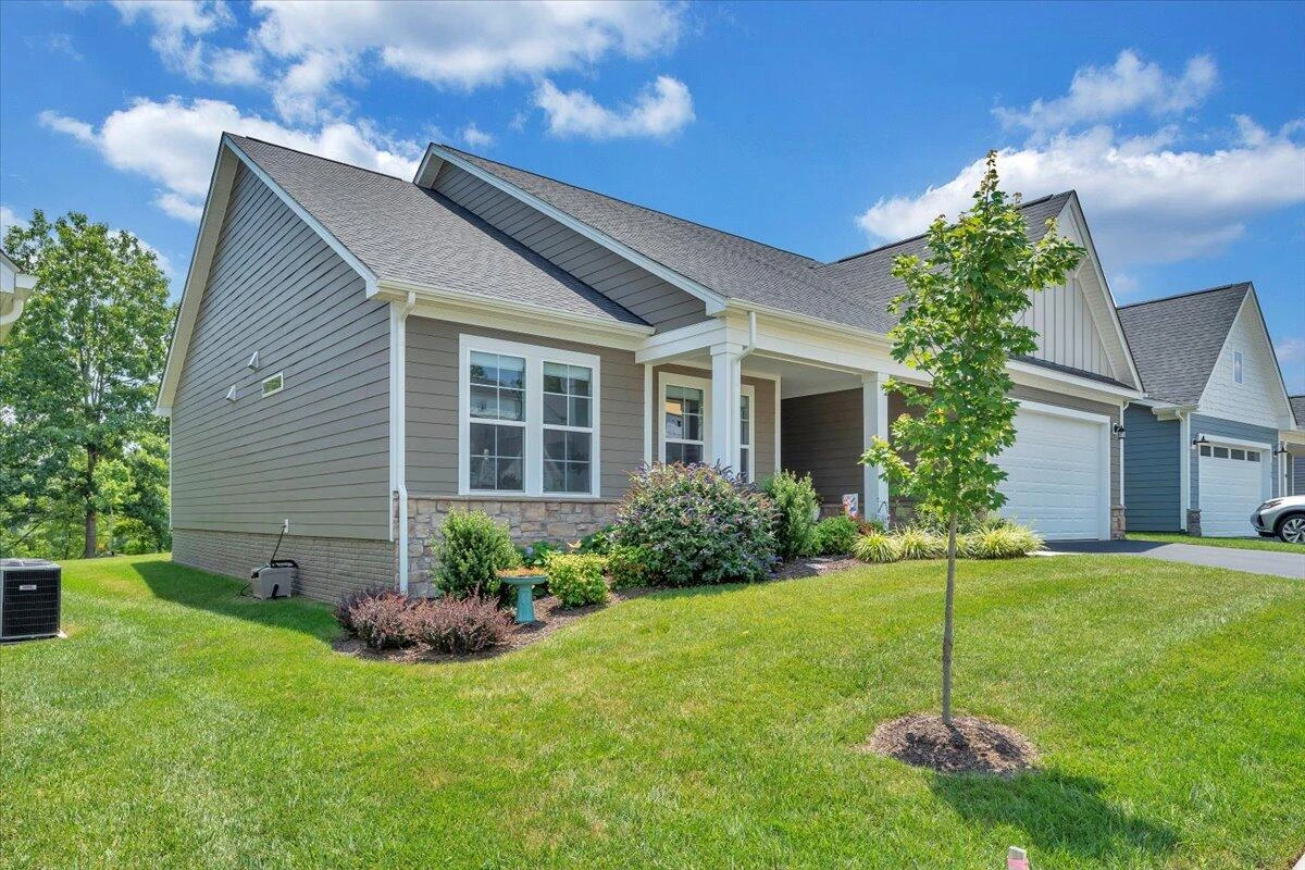 2153 Kings Walk DR NE - Photo 40