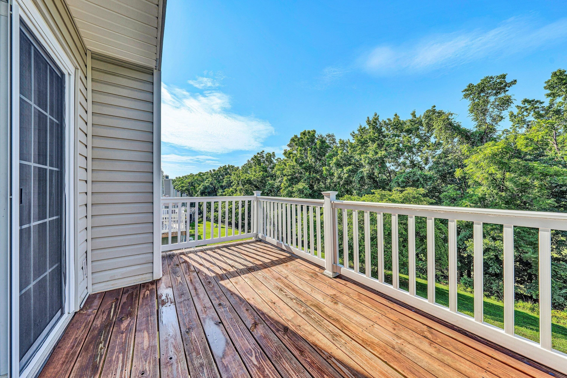 3026 Winterberry DR - Photo 3